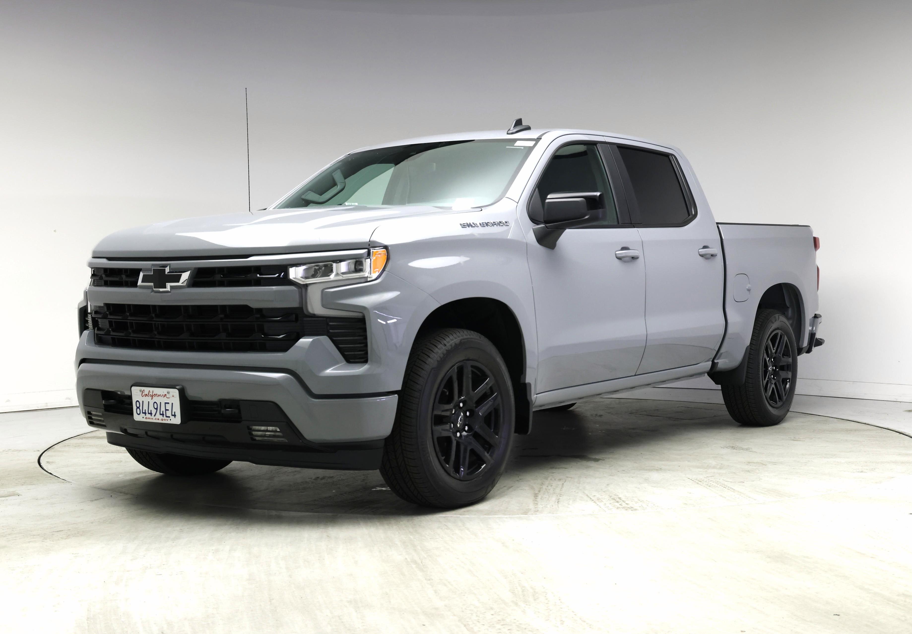 Thumbnail: 2025 Chevrolet Silverado 1500 - 4