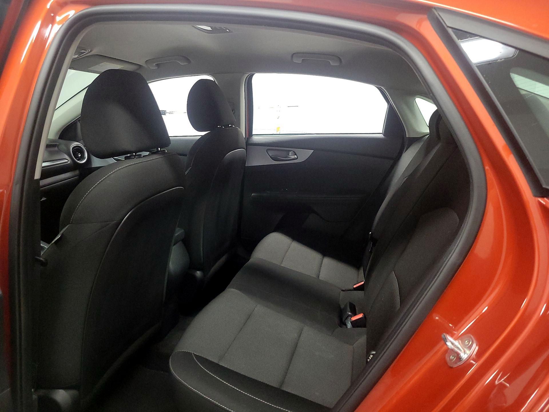 Thumbnail: 2022 Kia Forte - 17