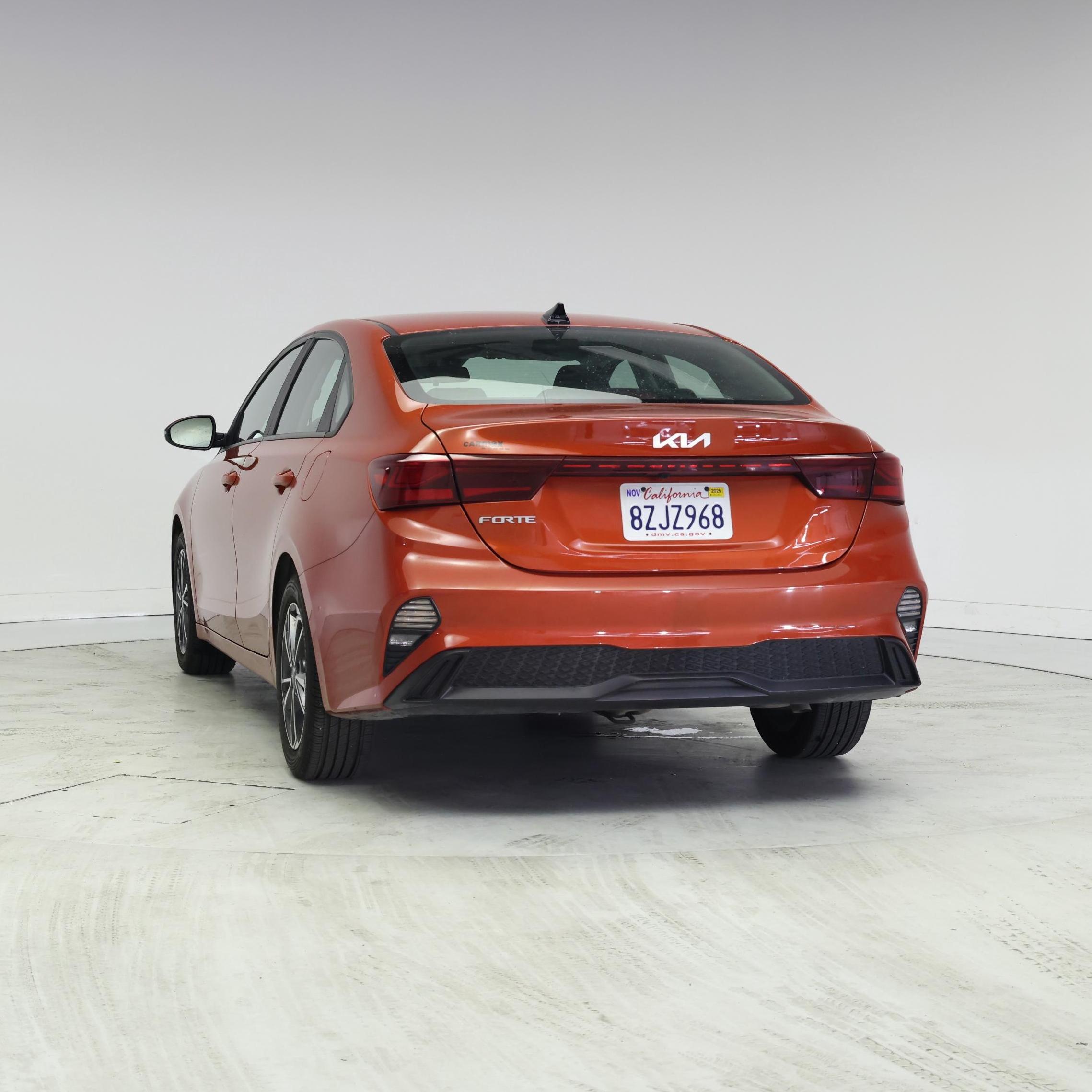 Thumbnail: 2022 Kia Forte - 6