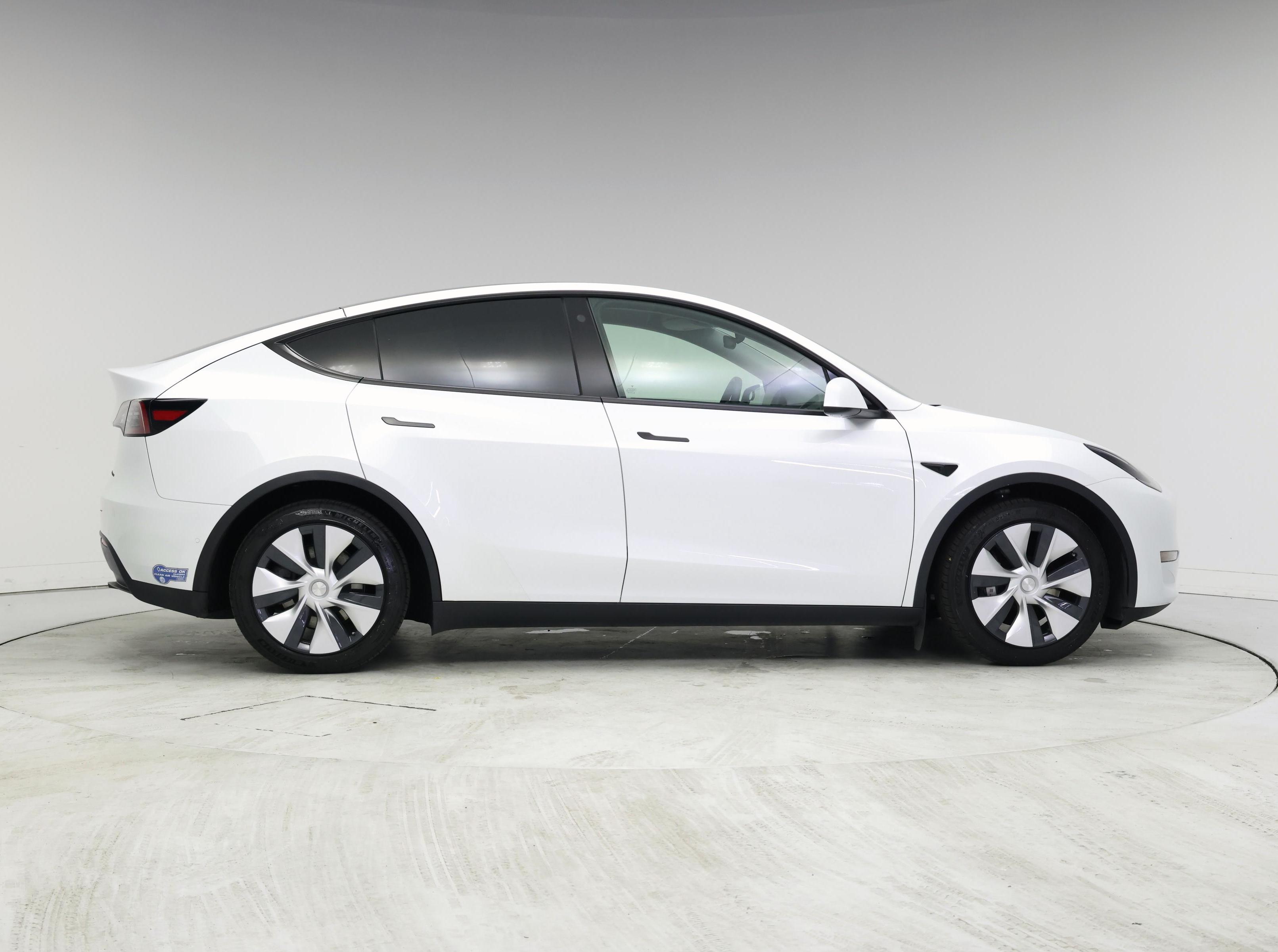 Thumbnail: 2021 Tesla Model Y - 7