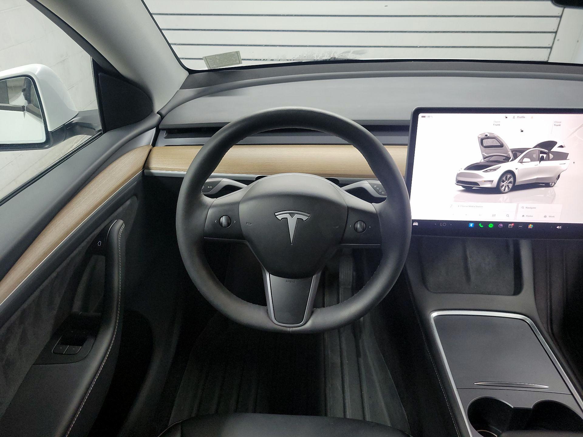 Thumbnail: 2023 Tesla Model Y - 10