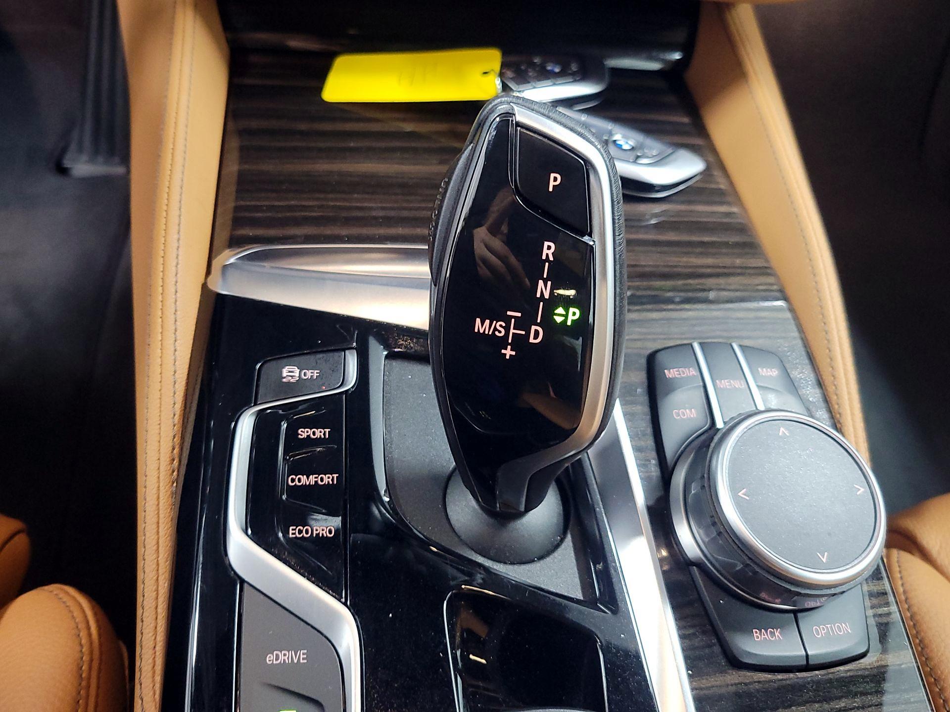 Thumbnail: 2019 BMW 5 Series - 17
