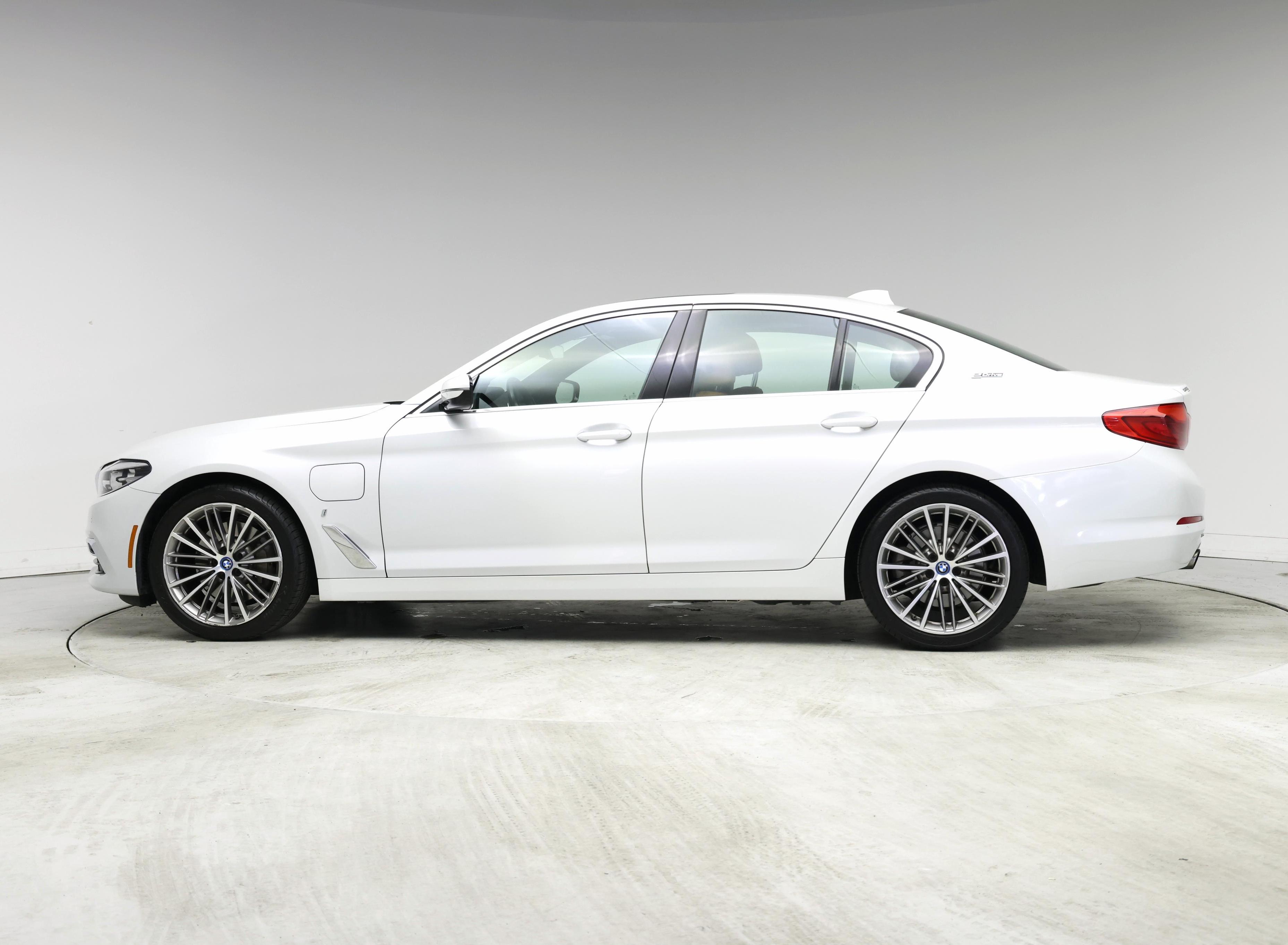 Thumbnail: 2019 BMW 5 Series - 3