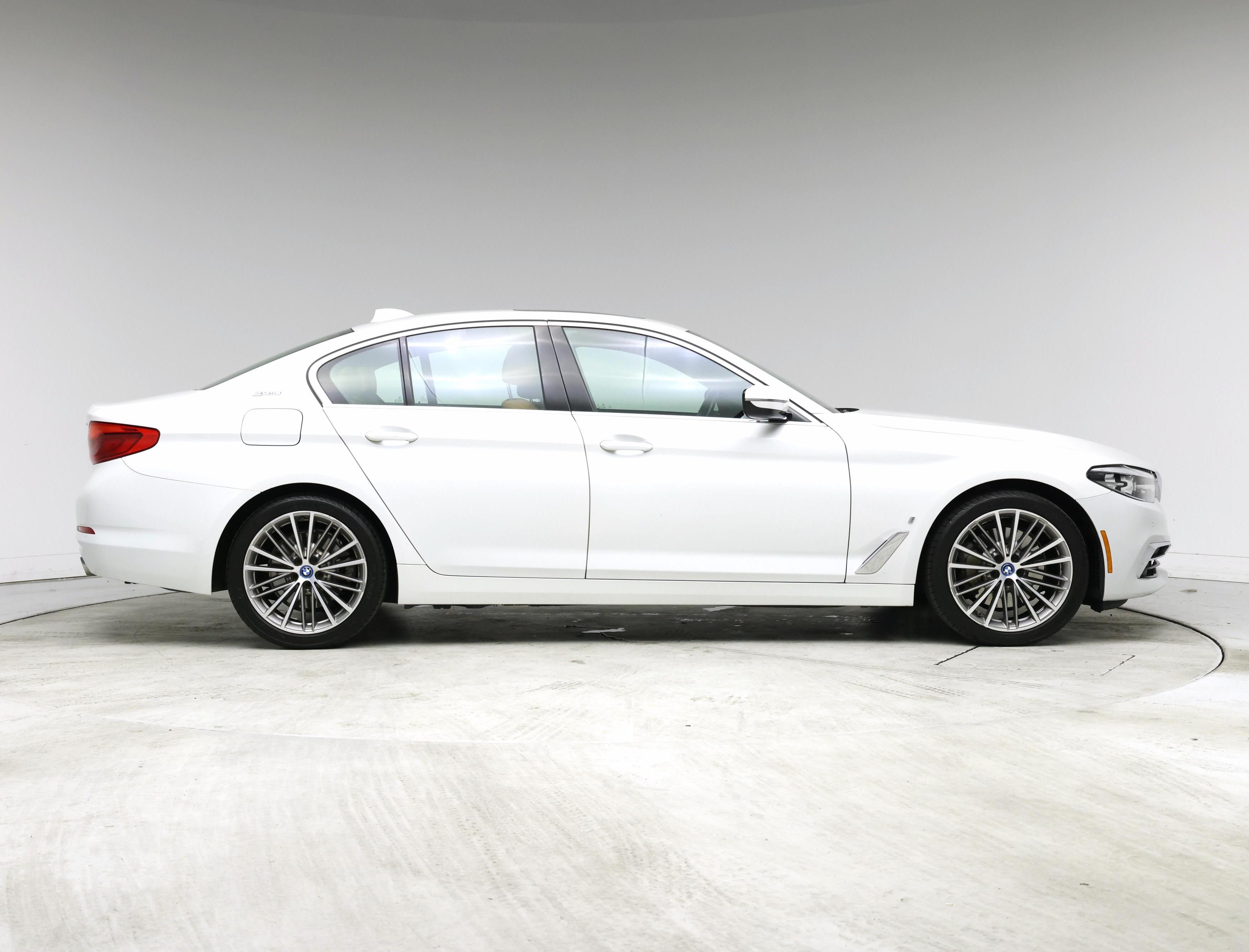Thumbnail: 2019 BMW 5 Series - 7