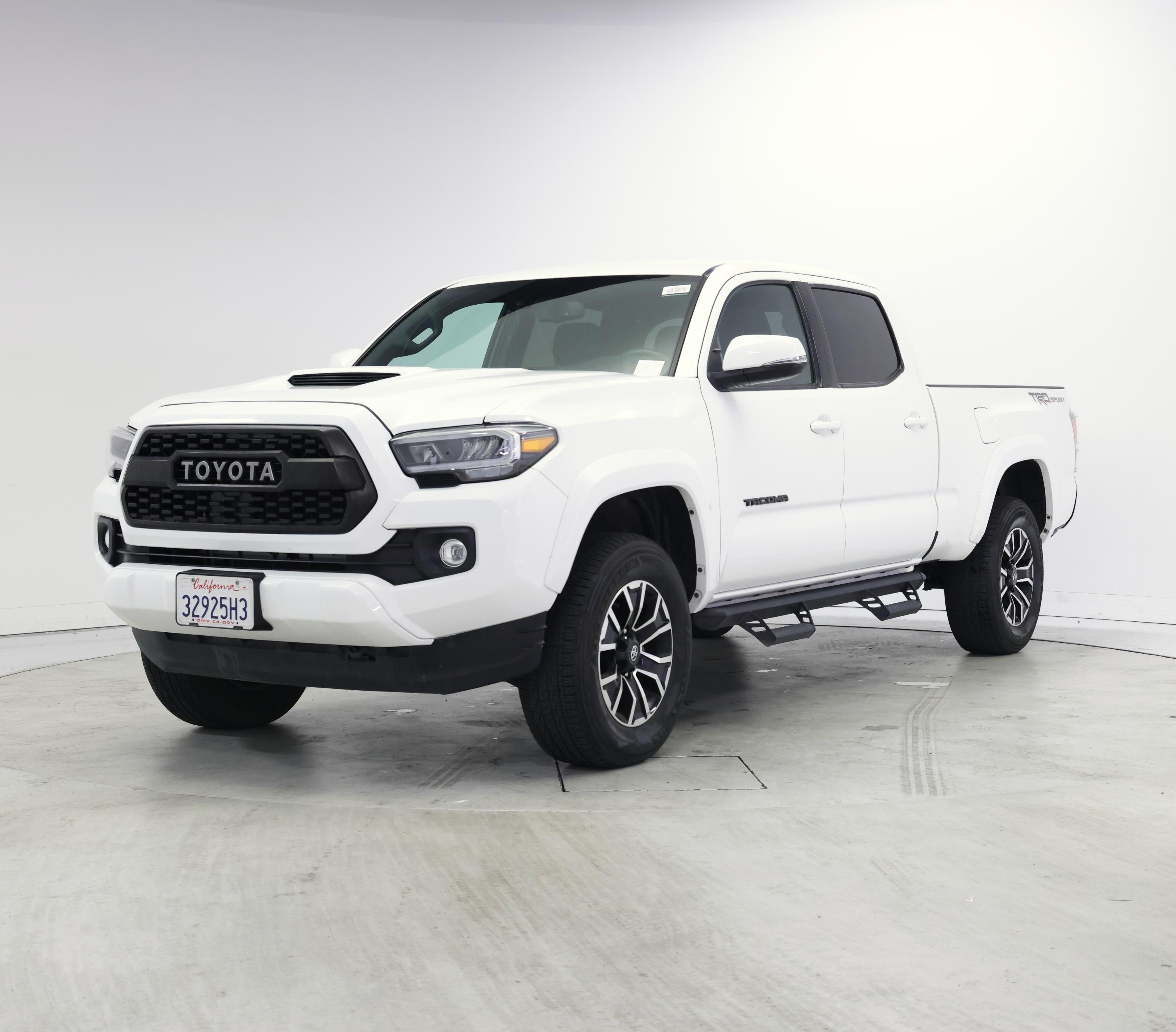 Thumbnail: 2022 Toyota Tacoma - 4