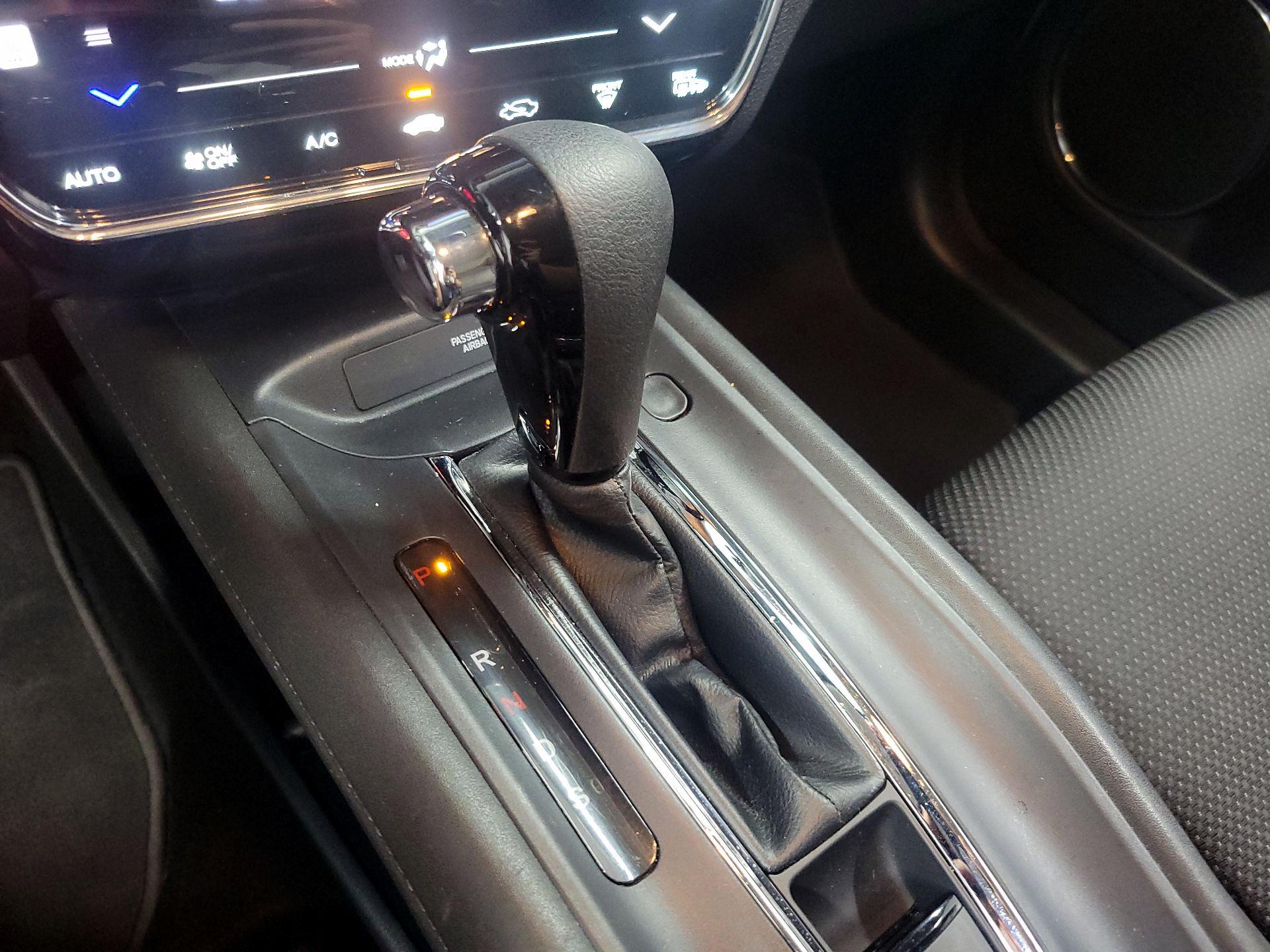 Thumbnail: 2021 Honda HR-V - 17