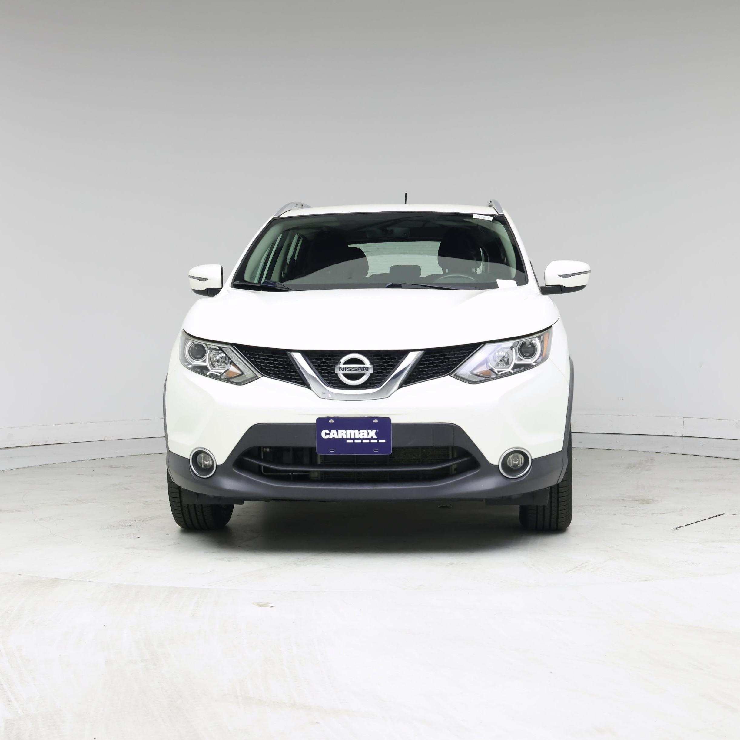 Thumbnail: 2017 Nissan Rogue Sport - 5
