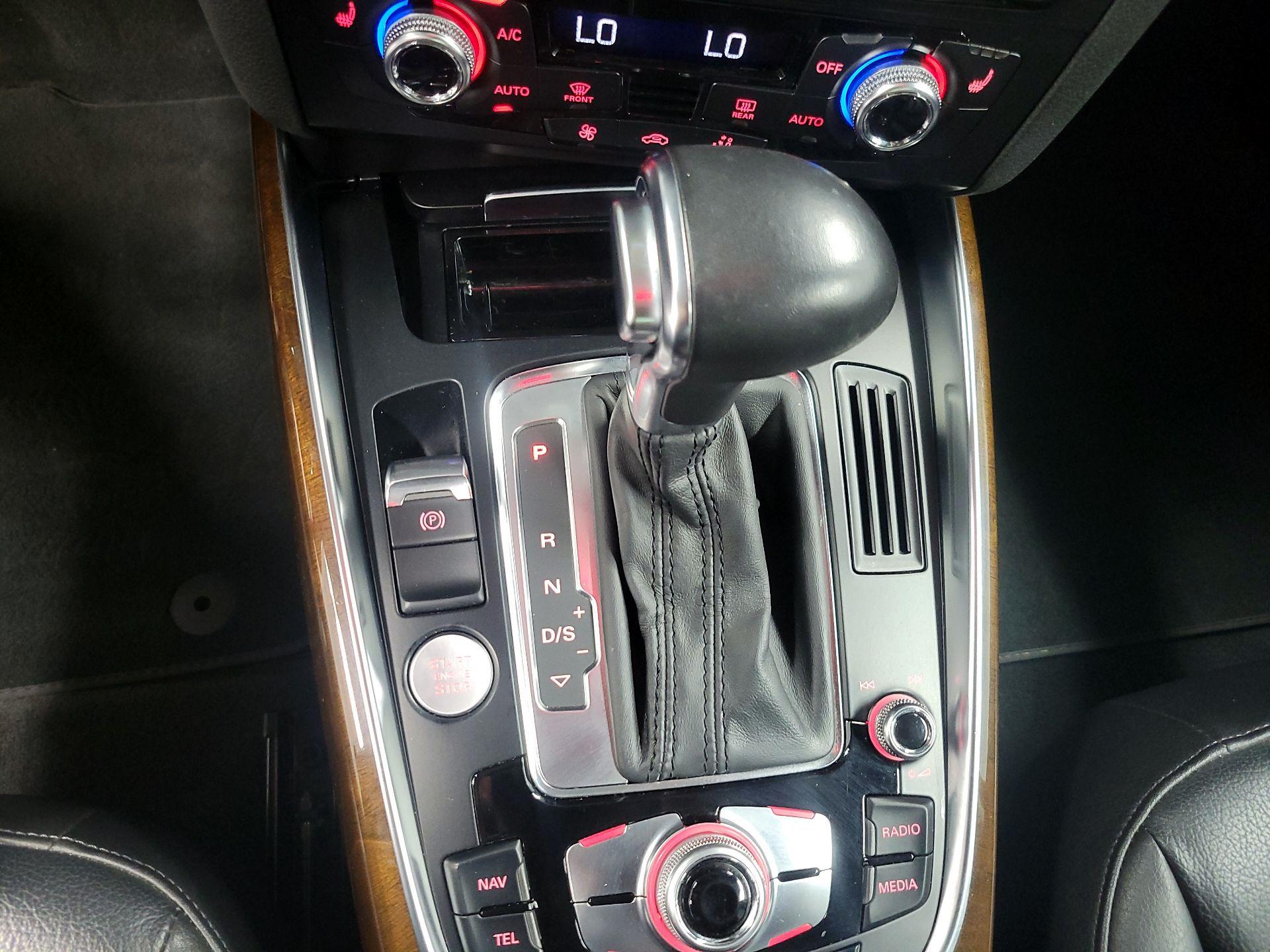 Thumbnail: 2015 Audi Q5 - 16