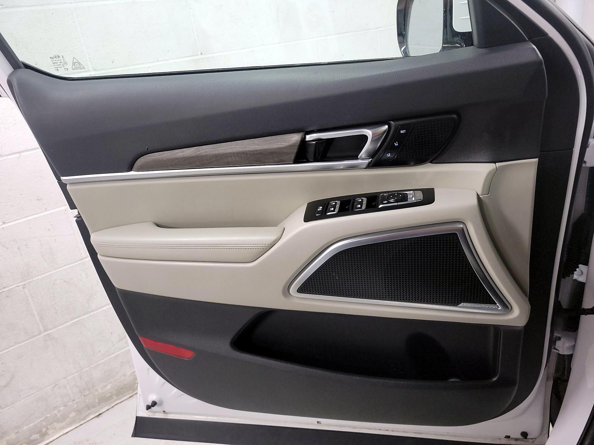 Thumbnail: 2021 Kia Telluride - 12