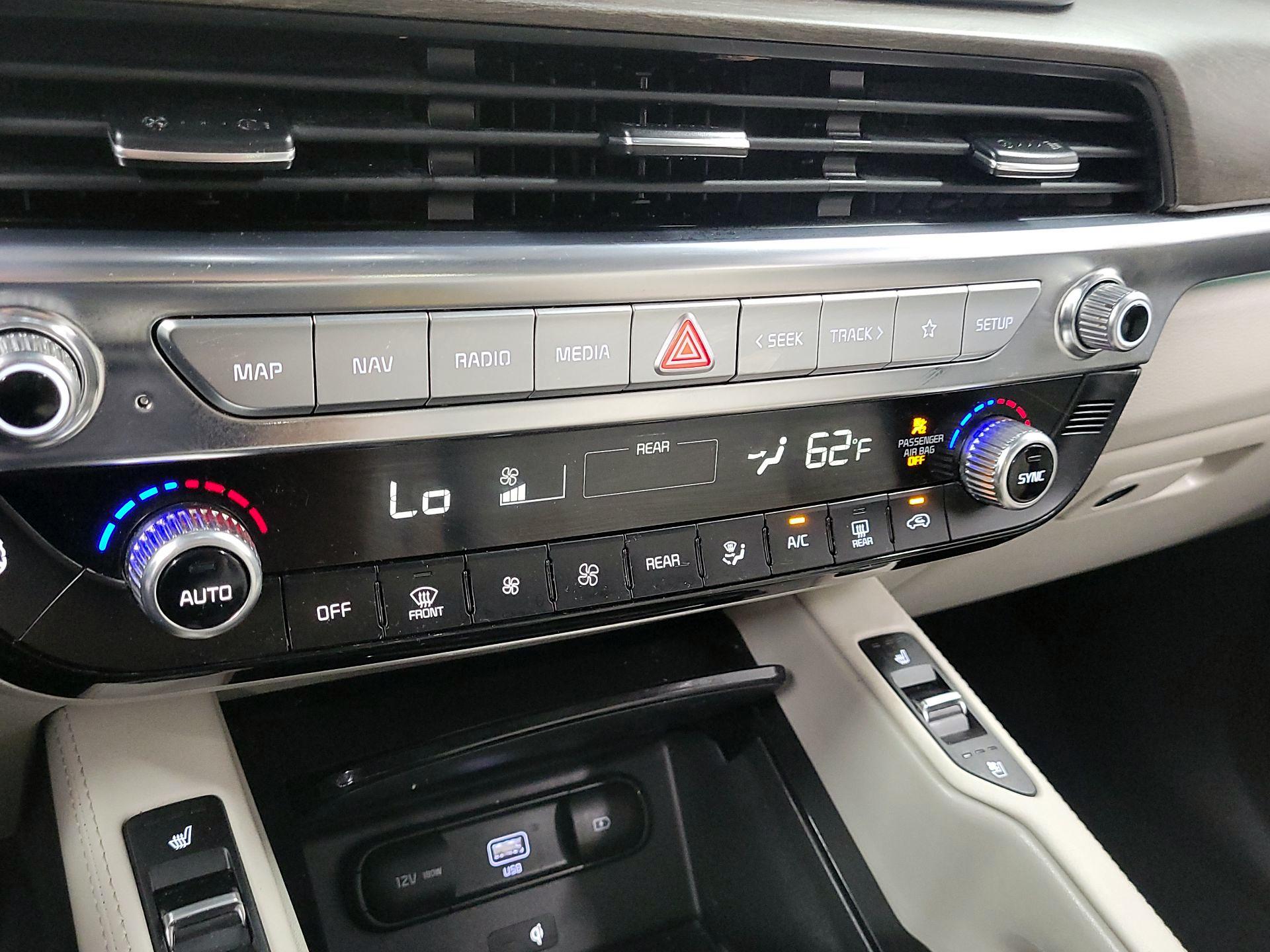 Thumbnail: 2021 Kia Telluride - 14