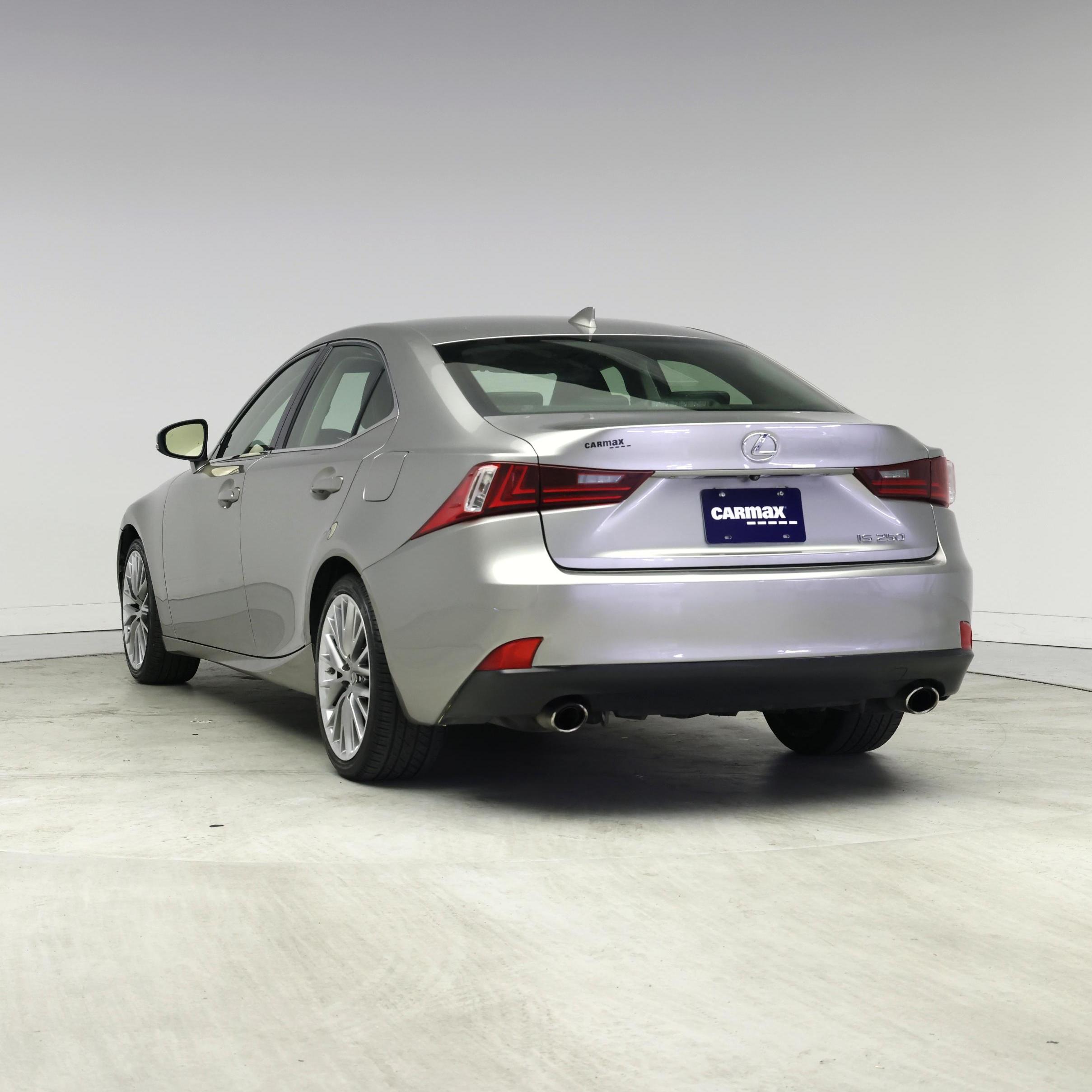 Thumbnail: 2015 Lexus IS - 2