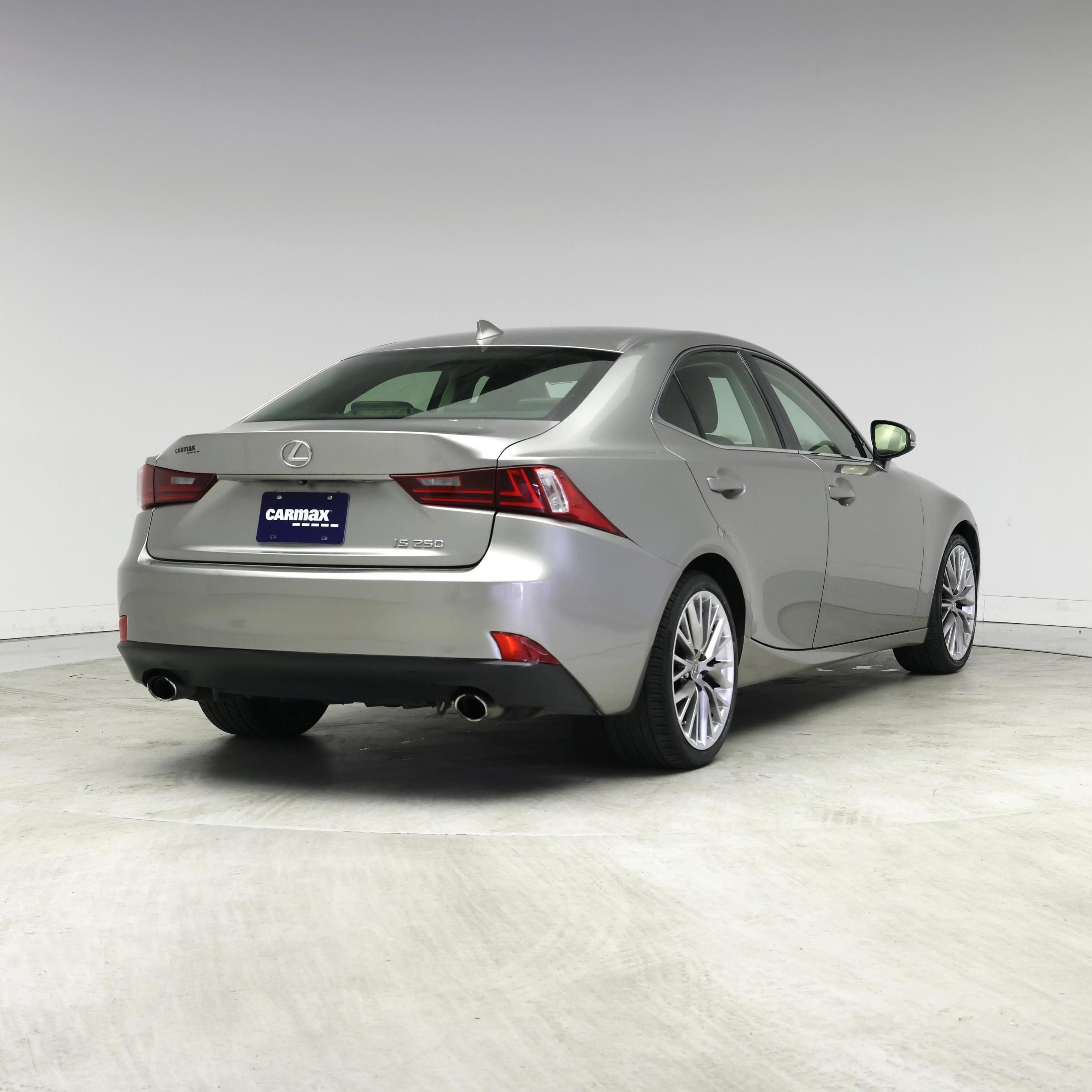 Thumbnail: 2015 Lexus IS - 8