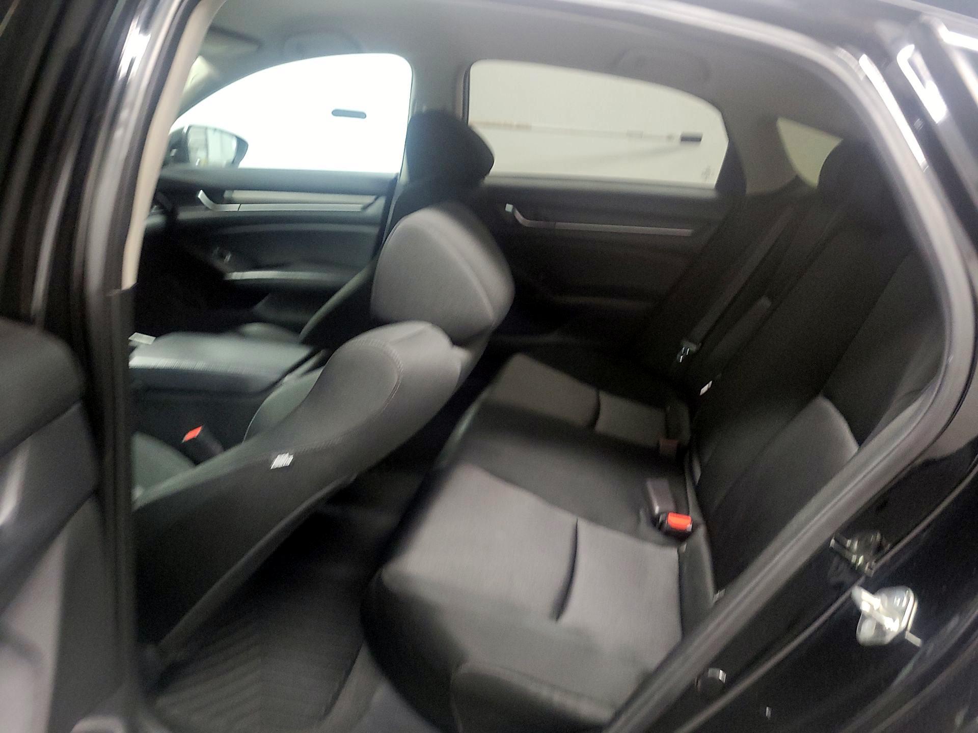 Thumbnail: 2018 Honda Accord - 17