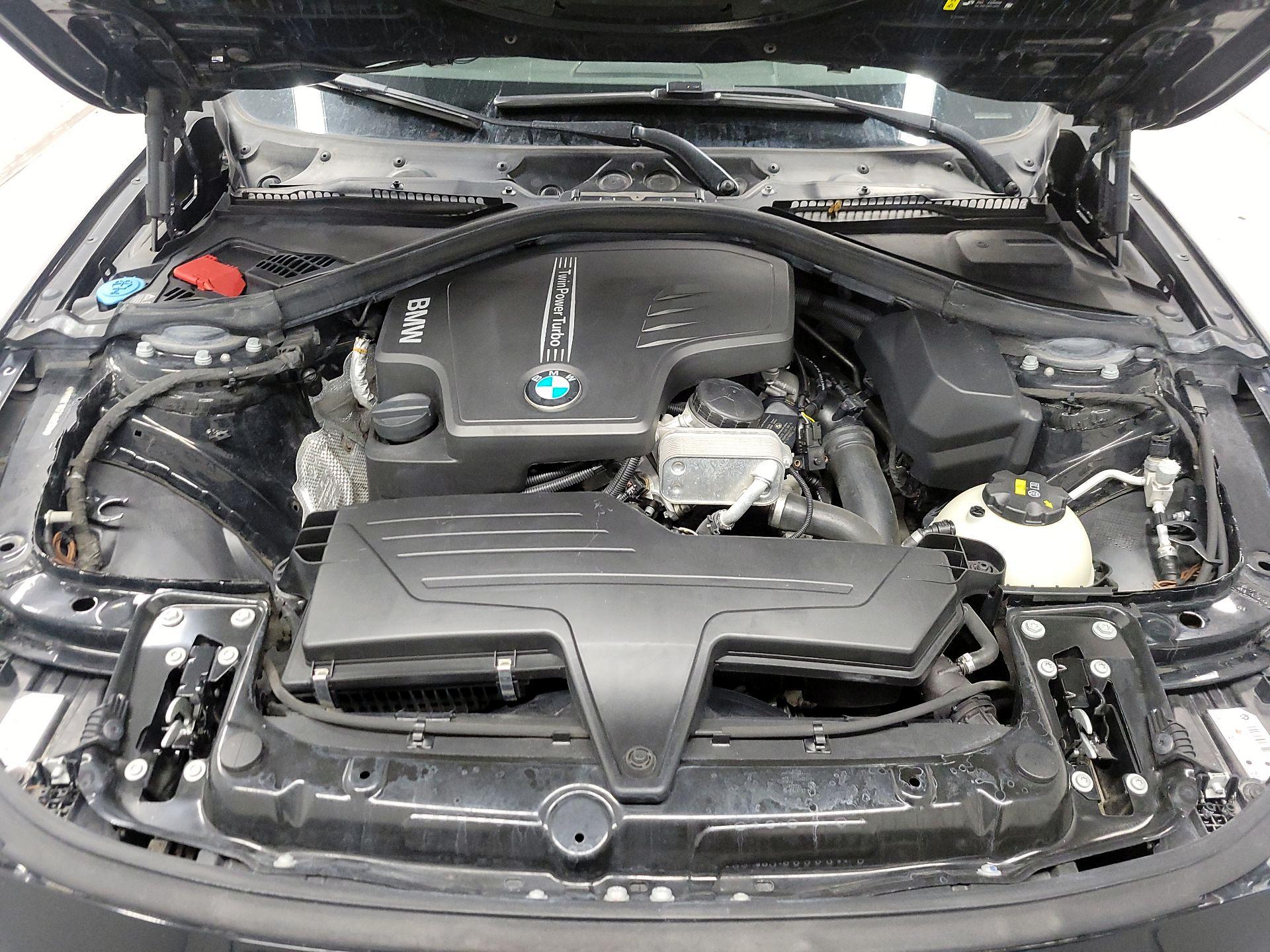 Thumbnail: 2018 BMW 3 Series - 20