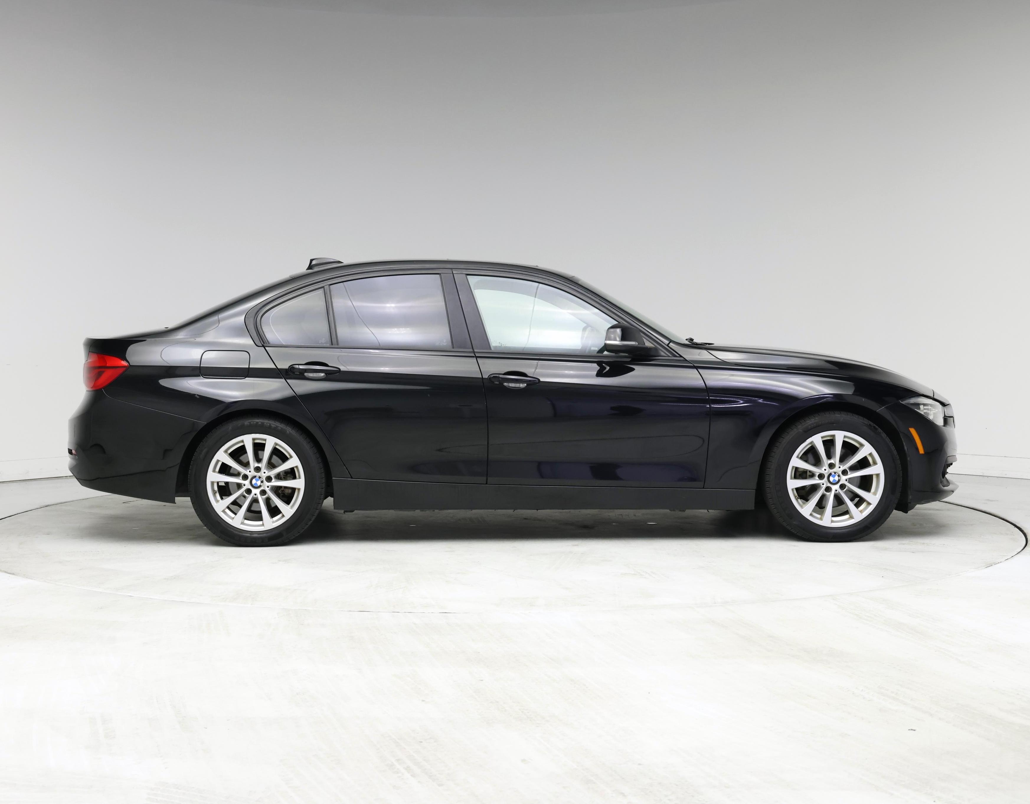 Thumbnail: 2018 BMW 3 Series - 7