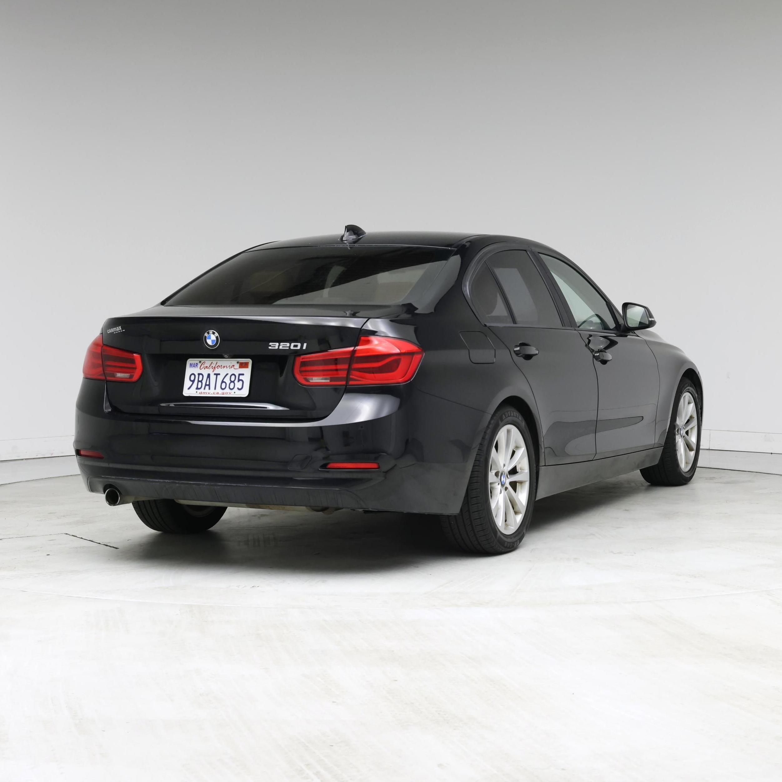 Thumbnail: 2018 BMW 3 Series - 8