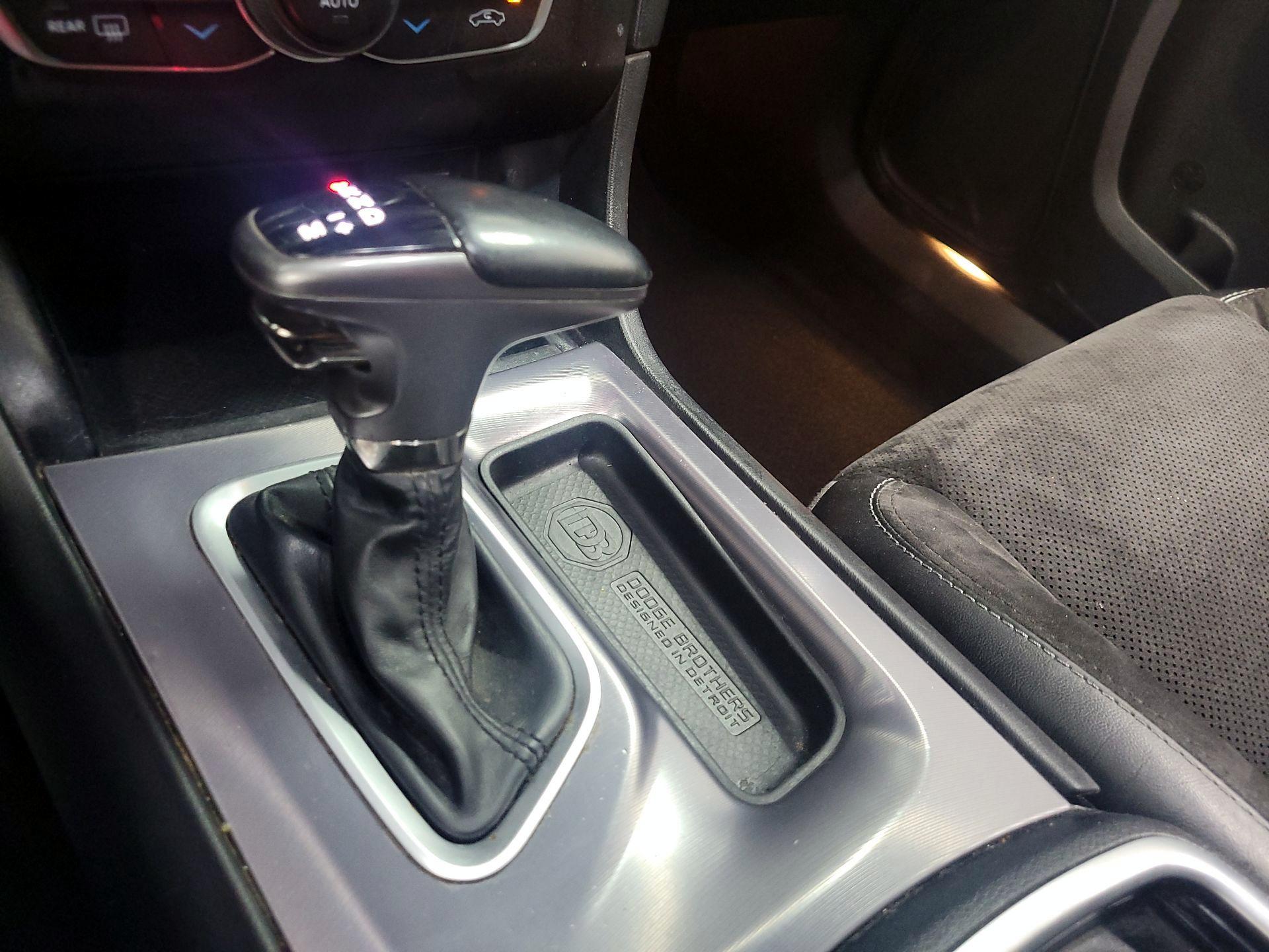 Thumbnail: 2020 Dodge Charger - 16
