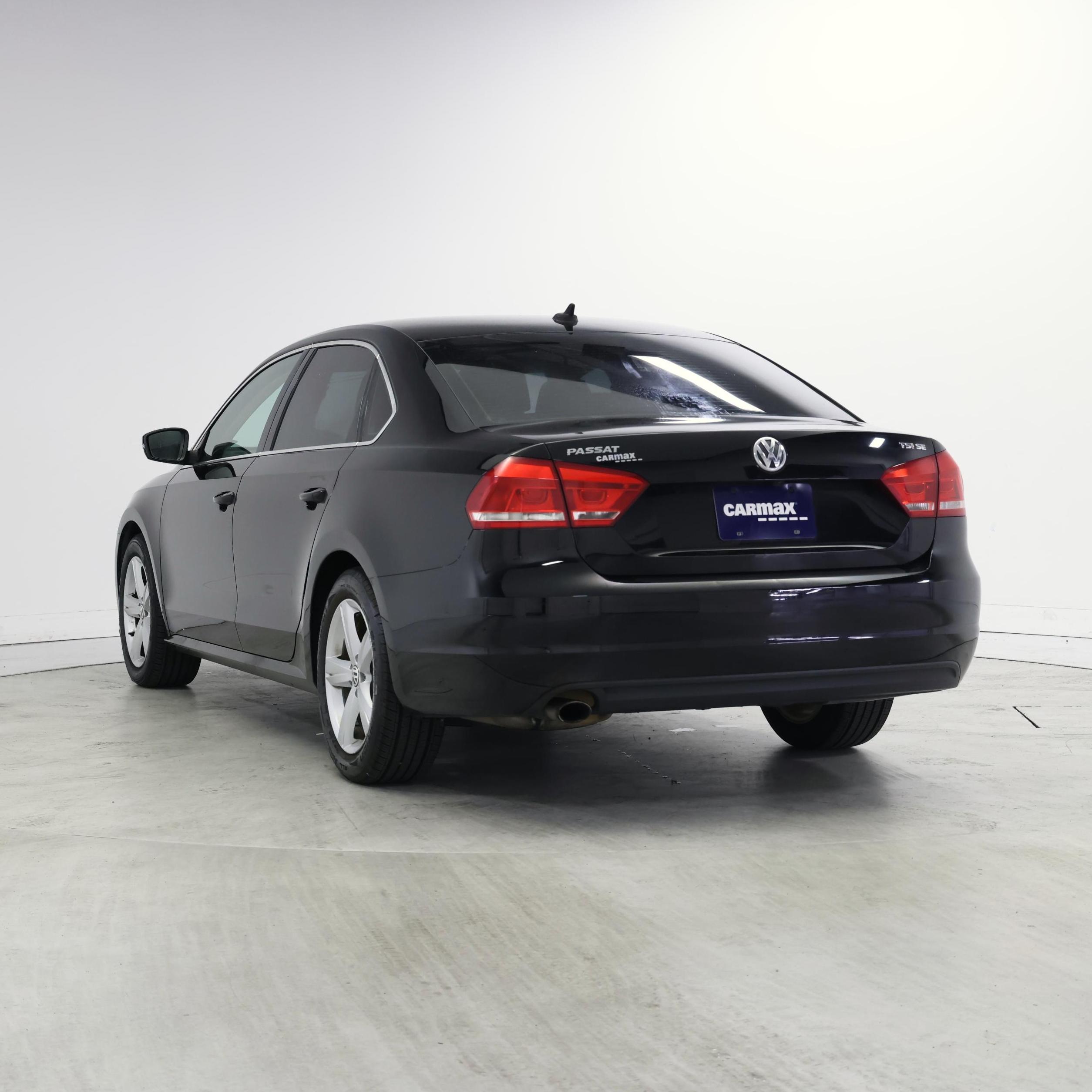 Thumbnail: 2015 Volkswagen Passat - 2
