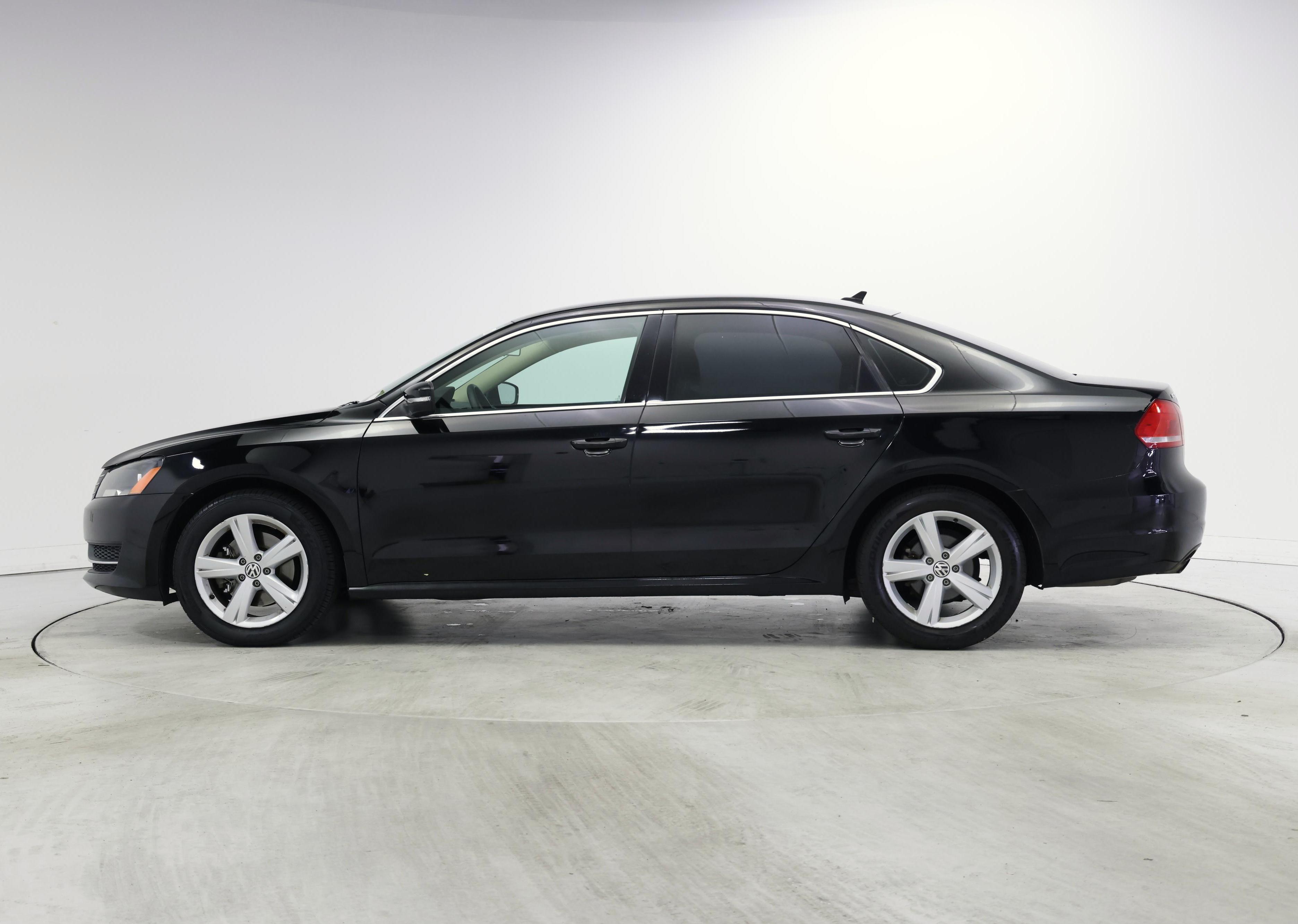 Thumbnail: 2015 Volkswagen Passat - 3