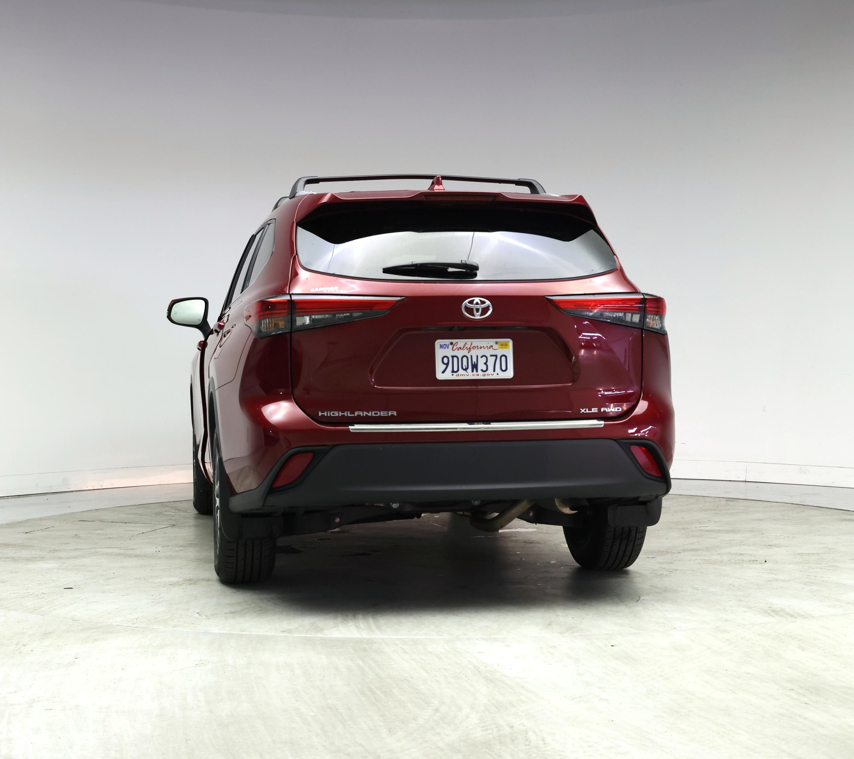 Thumbnail: 2023 Toyota Highlander - 6