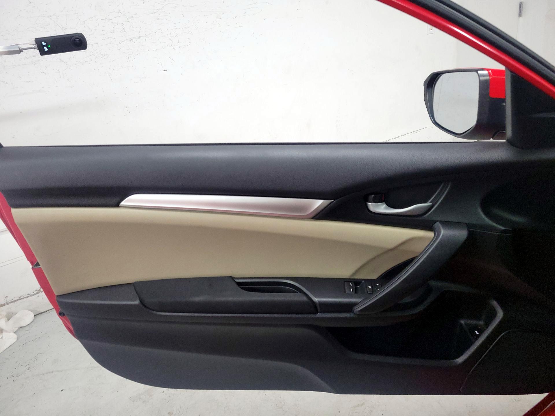 Thumbnail: 2016 Honda Civic - 12