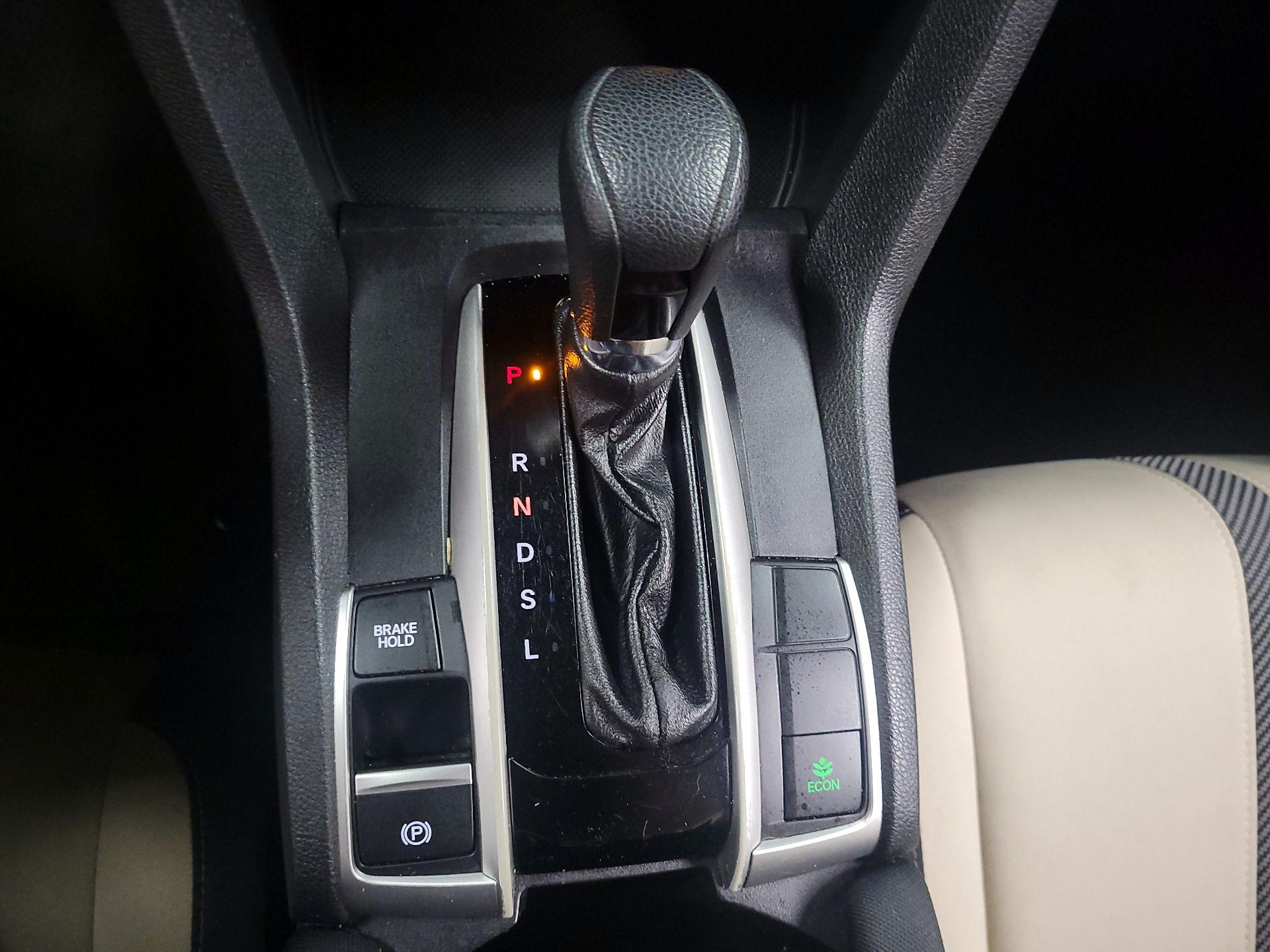 Thumbnail: 2016 Honda Civic - 16