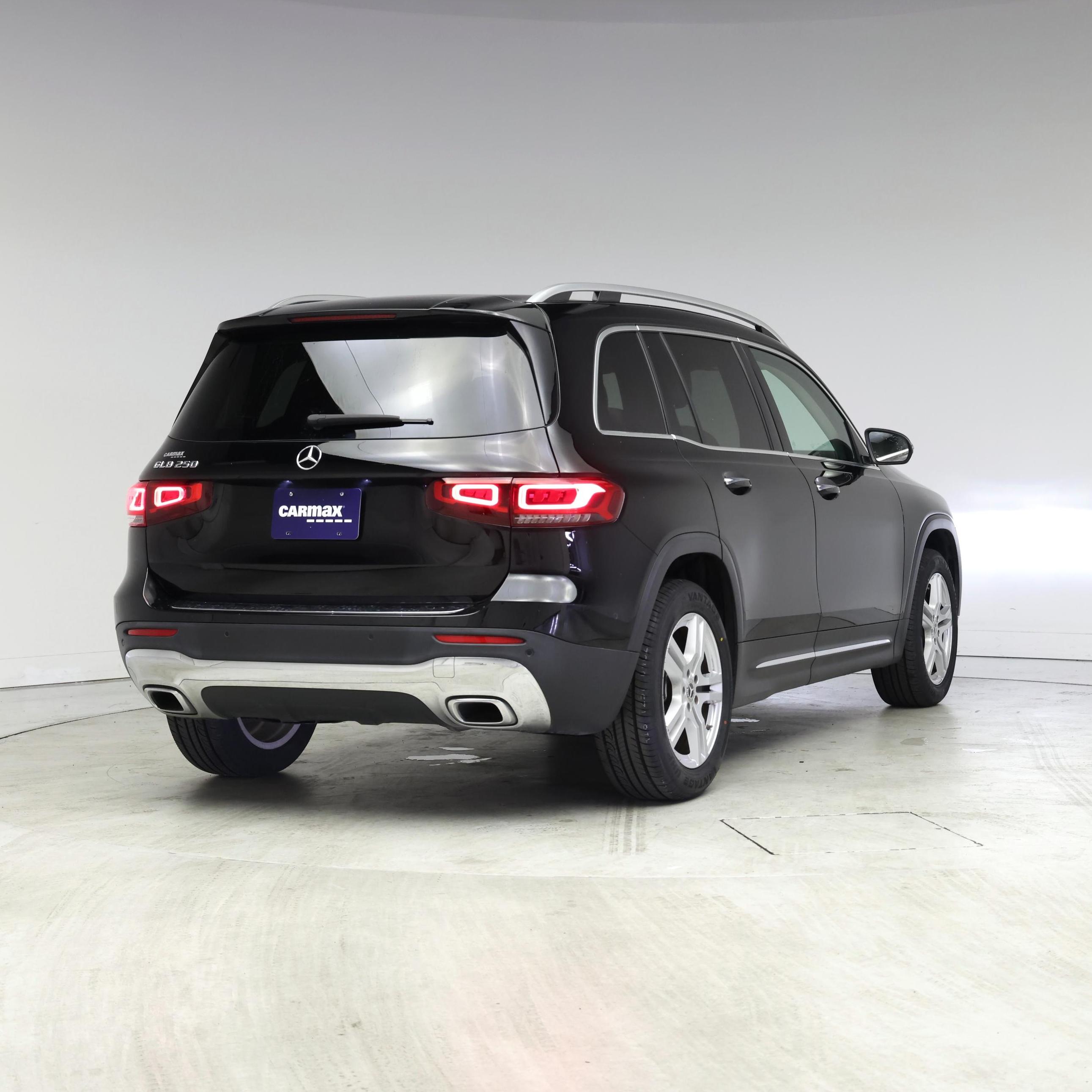 Thumbnail: 2023 Mercedes-Benz GLB - 8