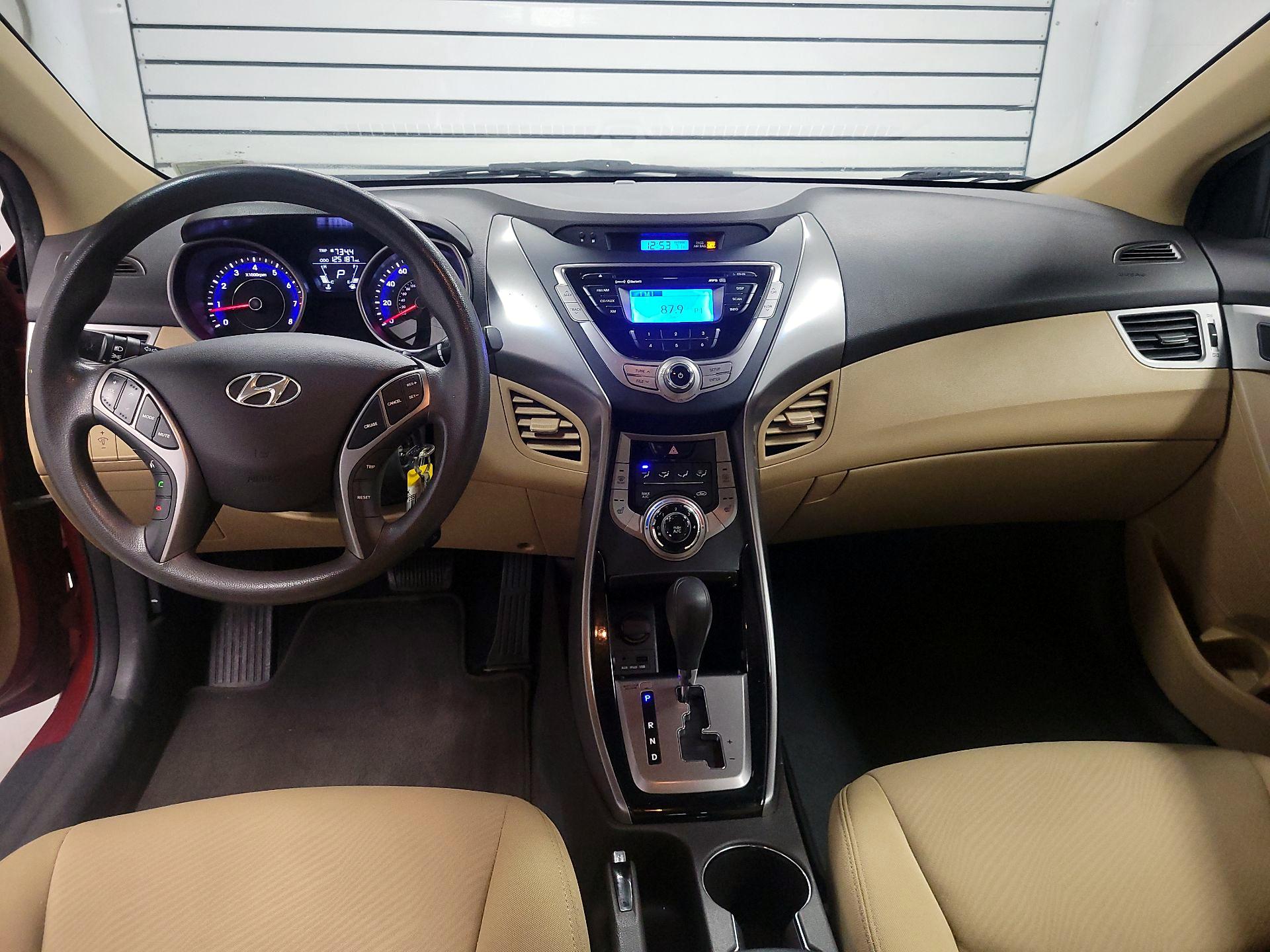 Thumbnail: 2013 Hyundai Elantra - 9
