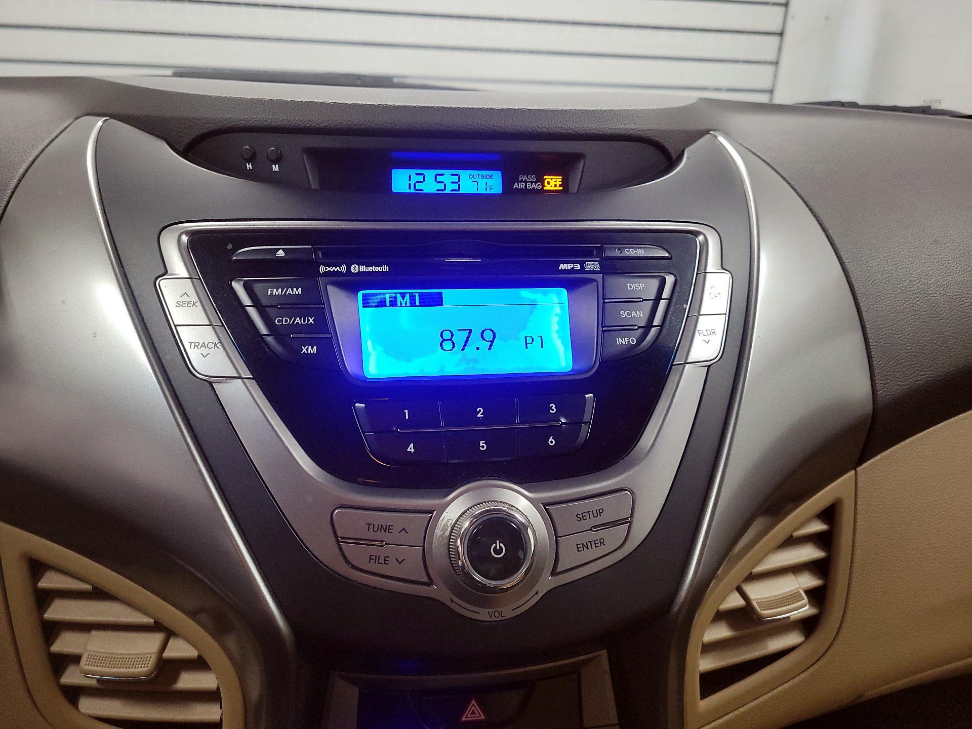 Thumbnail: 2013 Hyundai Elantra - 13