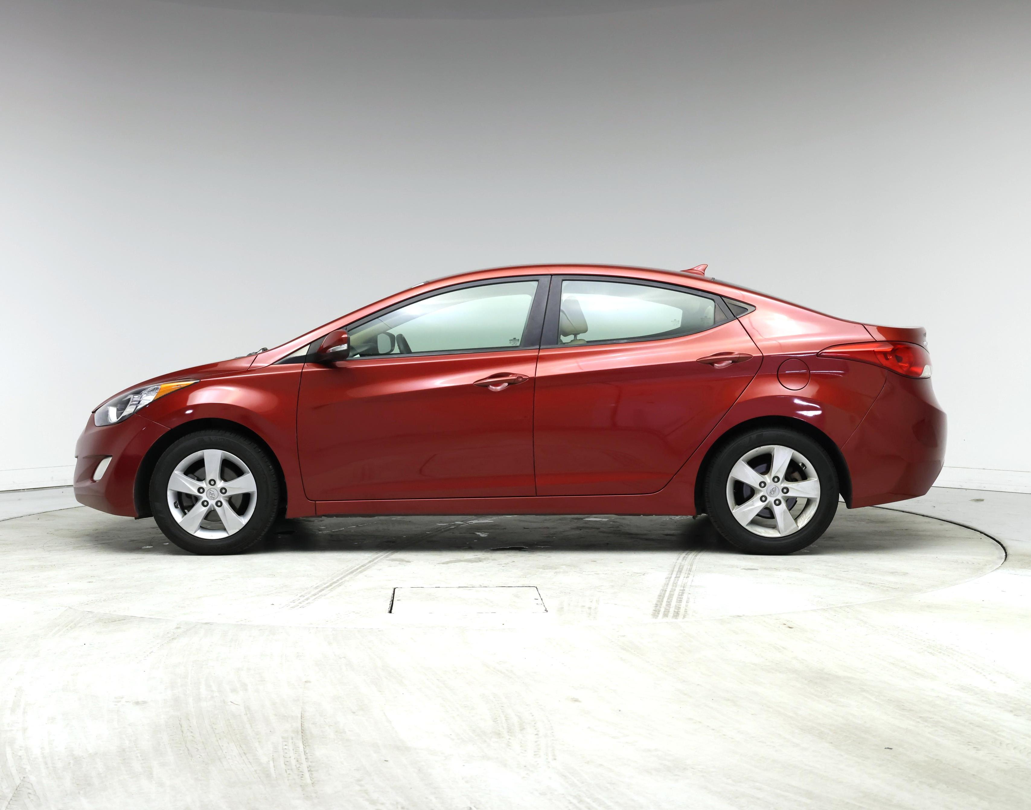 Thumbnail: 2013 Hyundai Elantra - 3