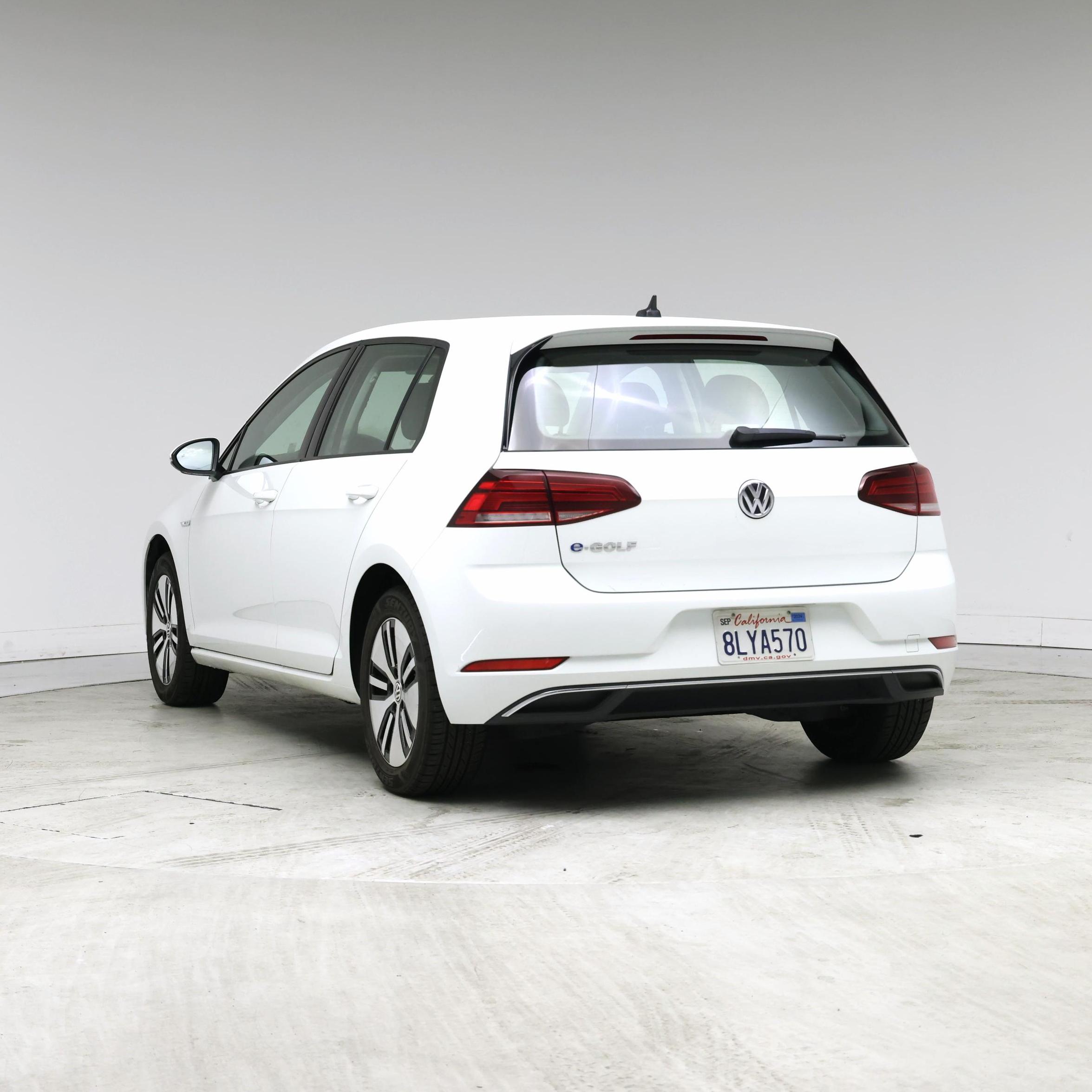 Thumbnail: 2019 Volkswagen e-Golf - 2