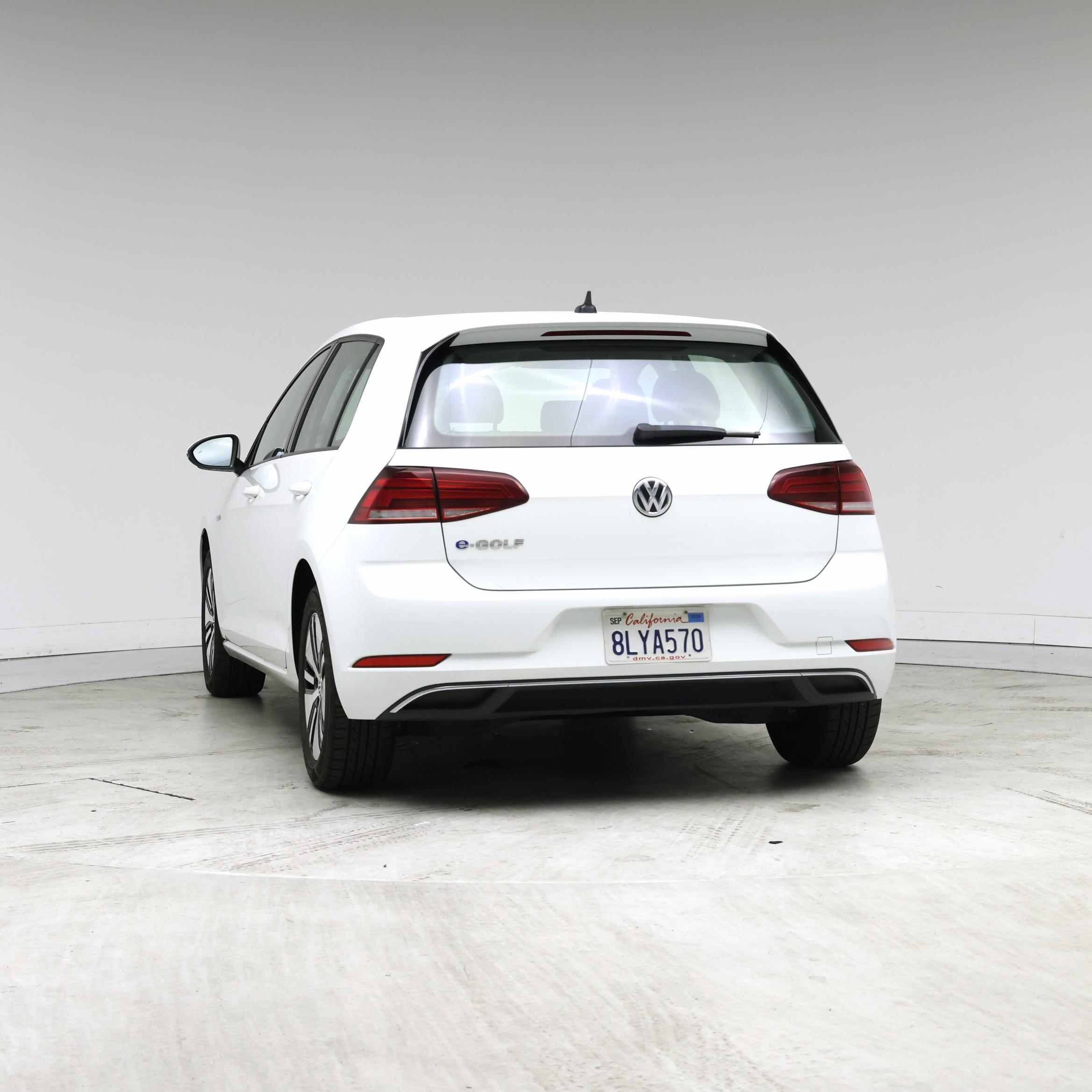 Thumbnail: 2019 Volkswagen e-Golf - 6