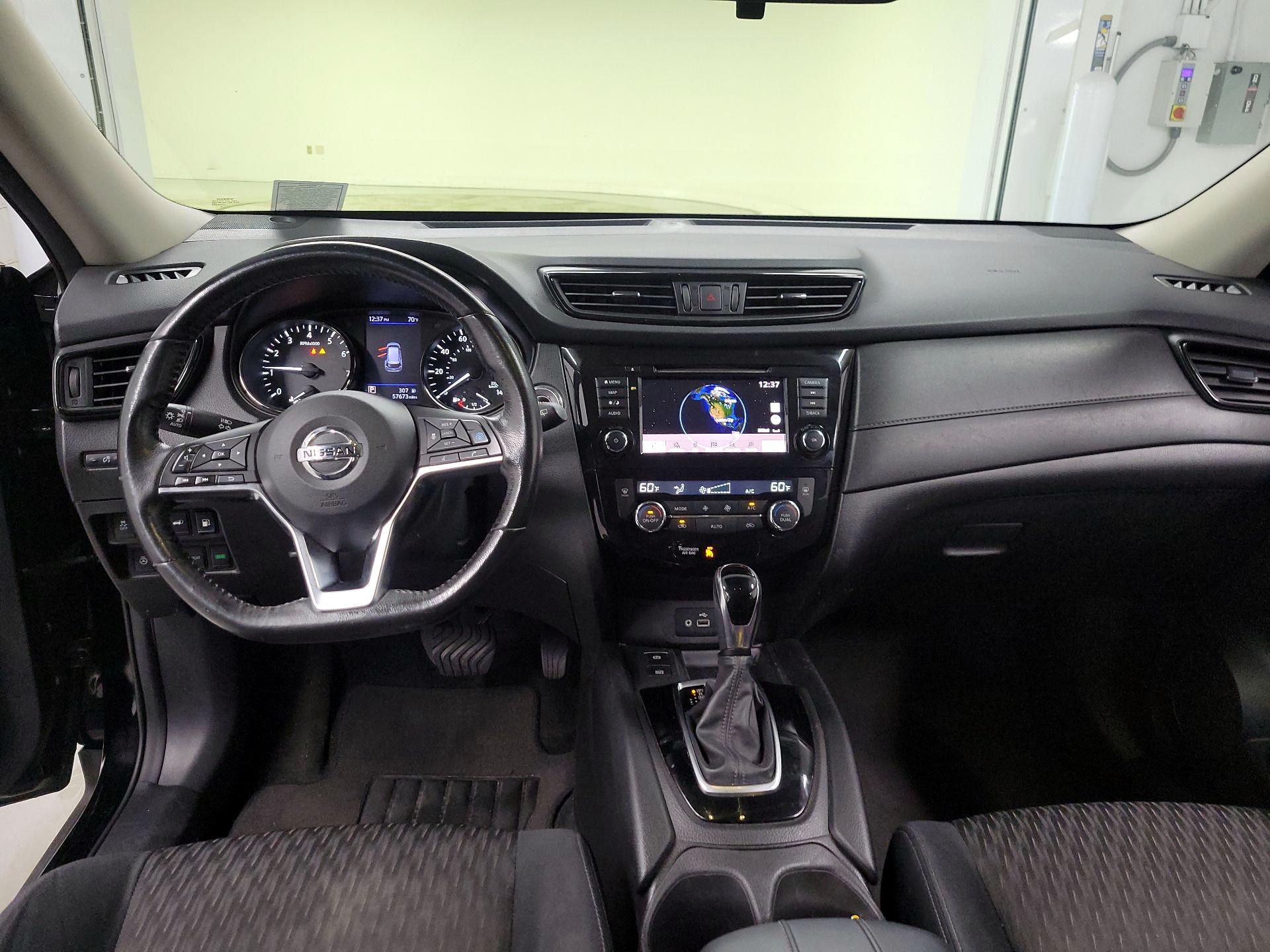 Thumbnail: 2019 Nissan Rogue - 9