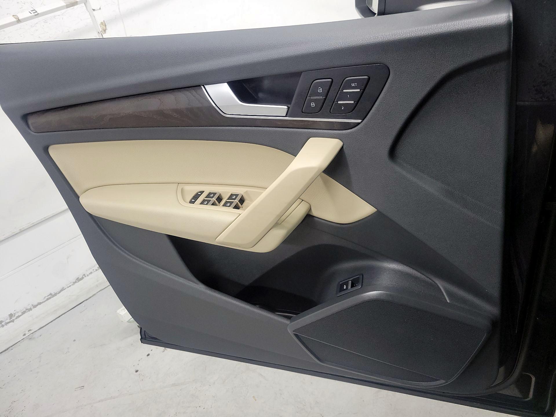 Thumbnail: 2019 Audi Q5 - 12