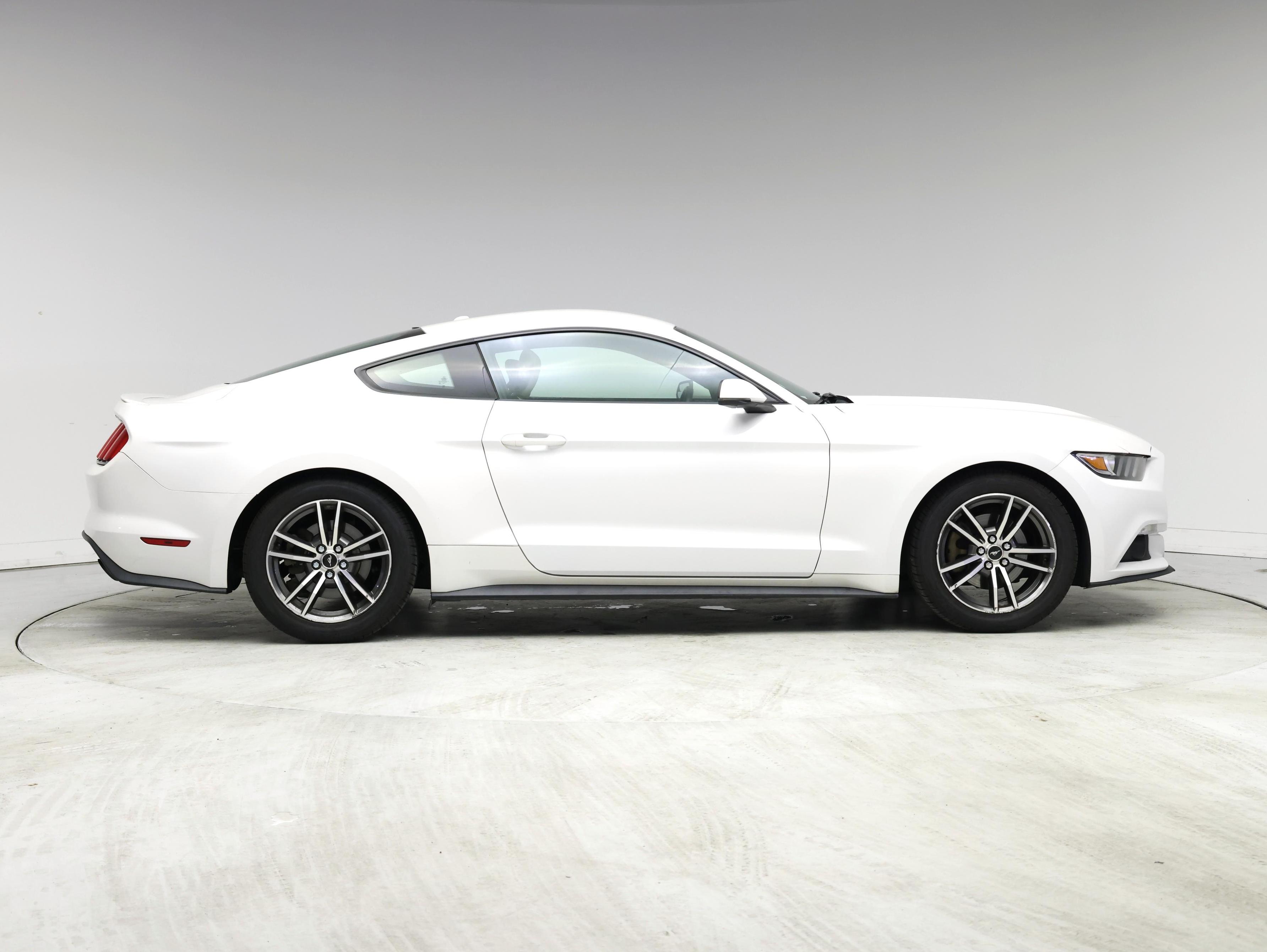 Thumbnail: 2017 Ford Mustang - 7