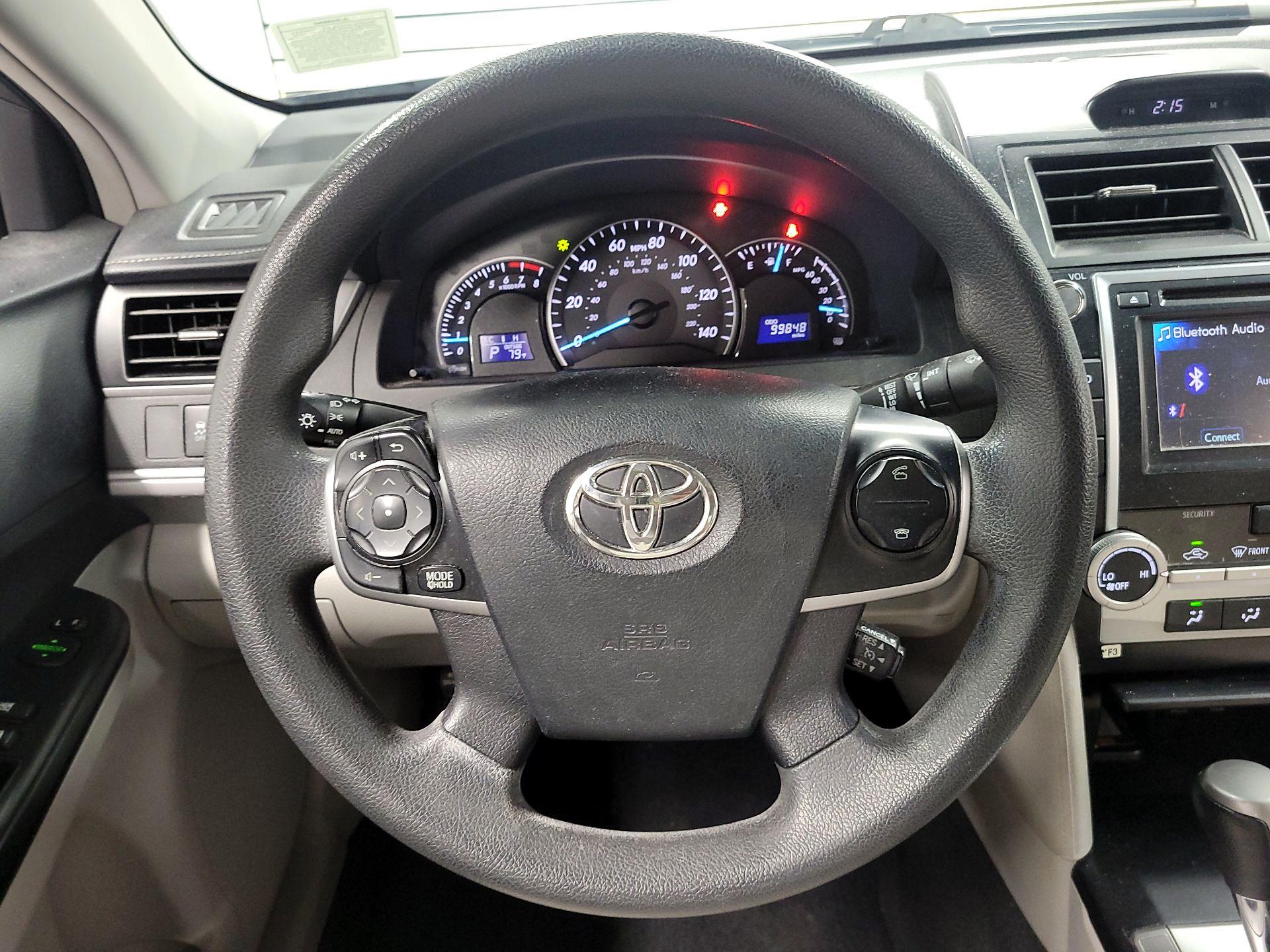 Thumbnail: 2013 Toyota Camry - 10