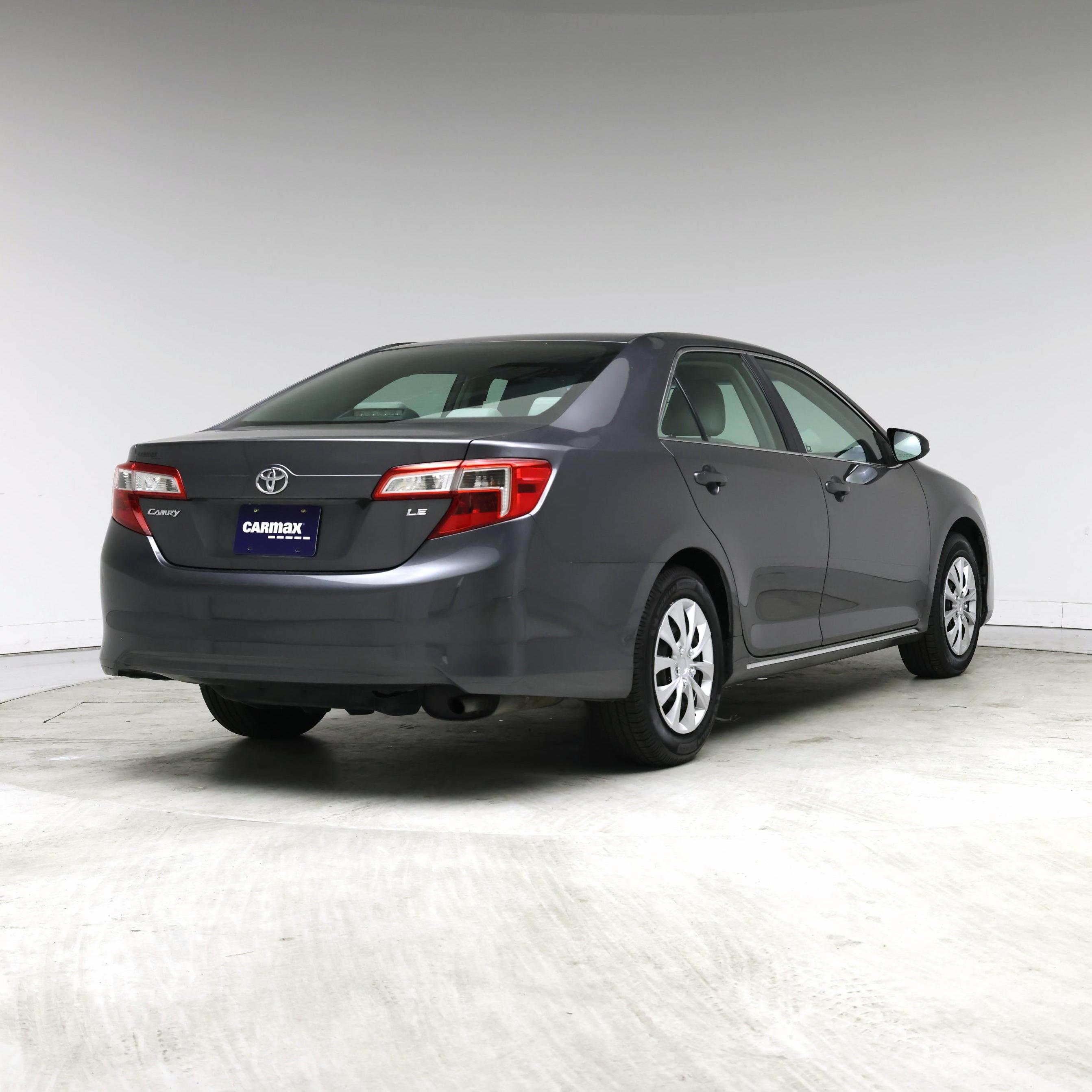 Thumbnail: 2013 Toyota Camry - 8
