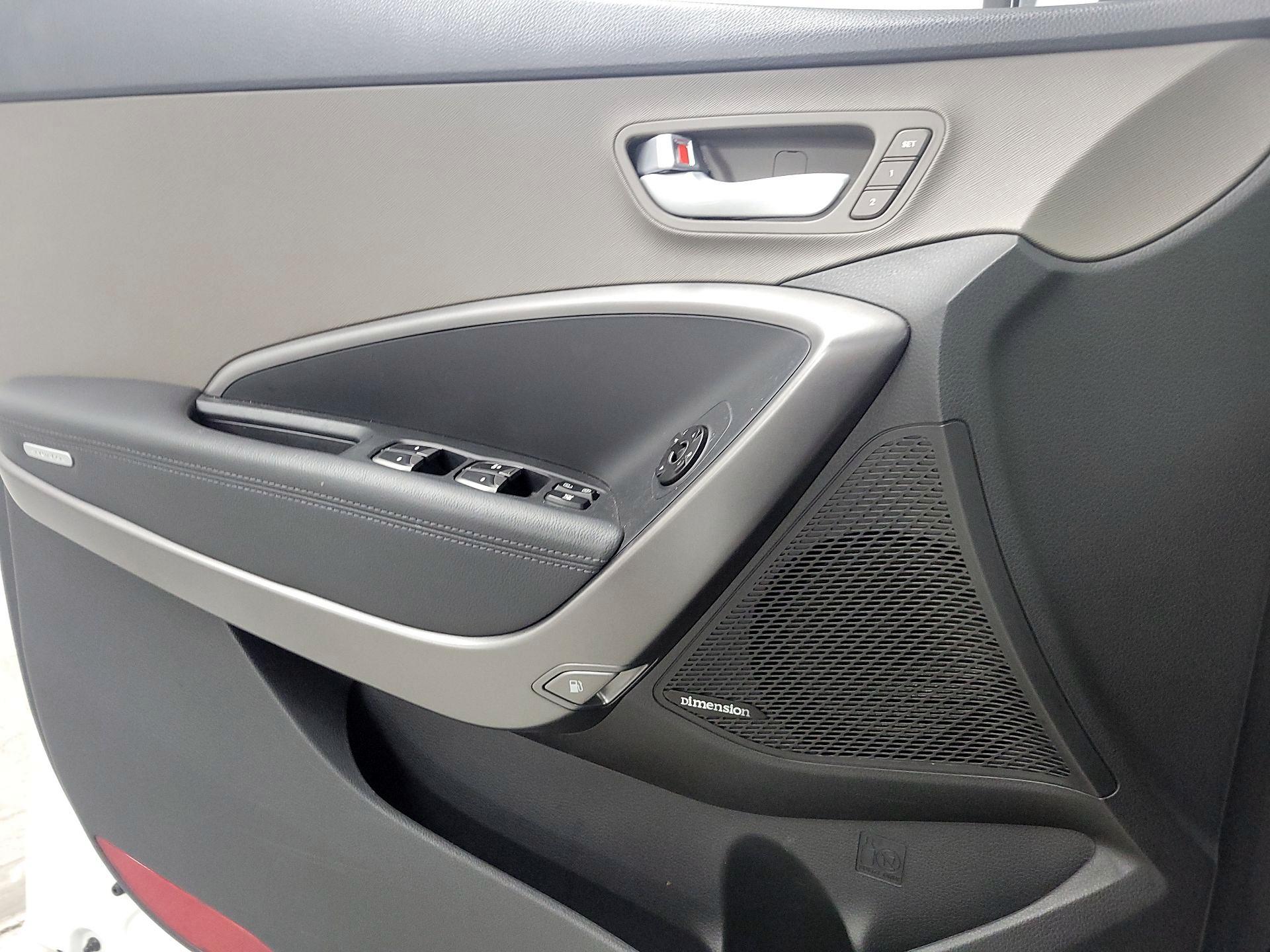 Thumbnail: 2014 Hyundai Santa Fe - 12
