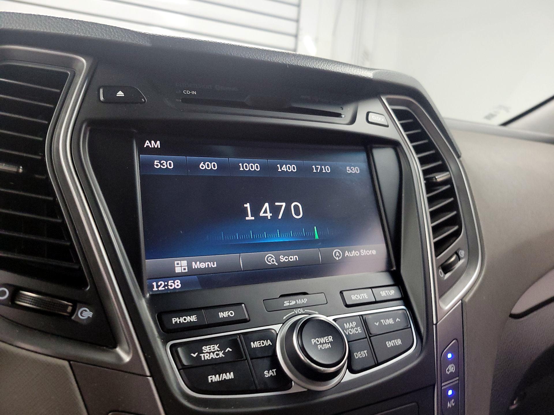 Thumbnail: 2014 Hyundai Santa Fe - 16
