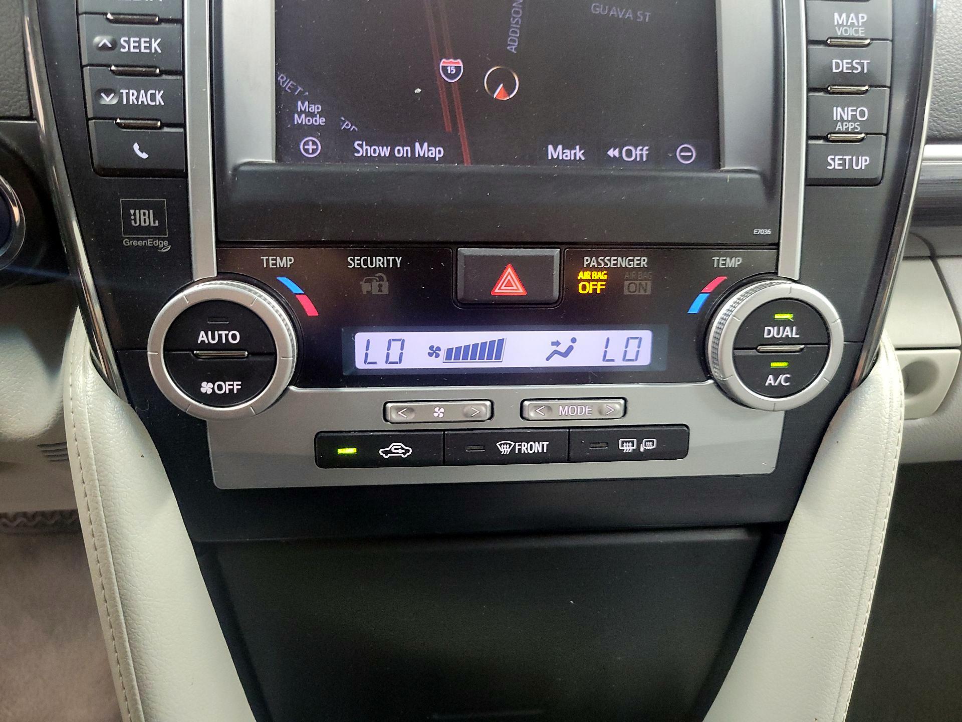 Thumbnail: 2013 Toyota Camry - 15
