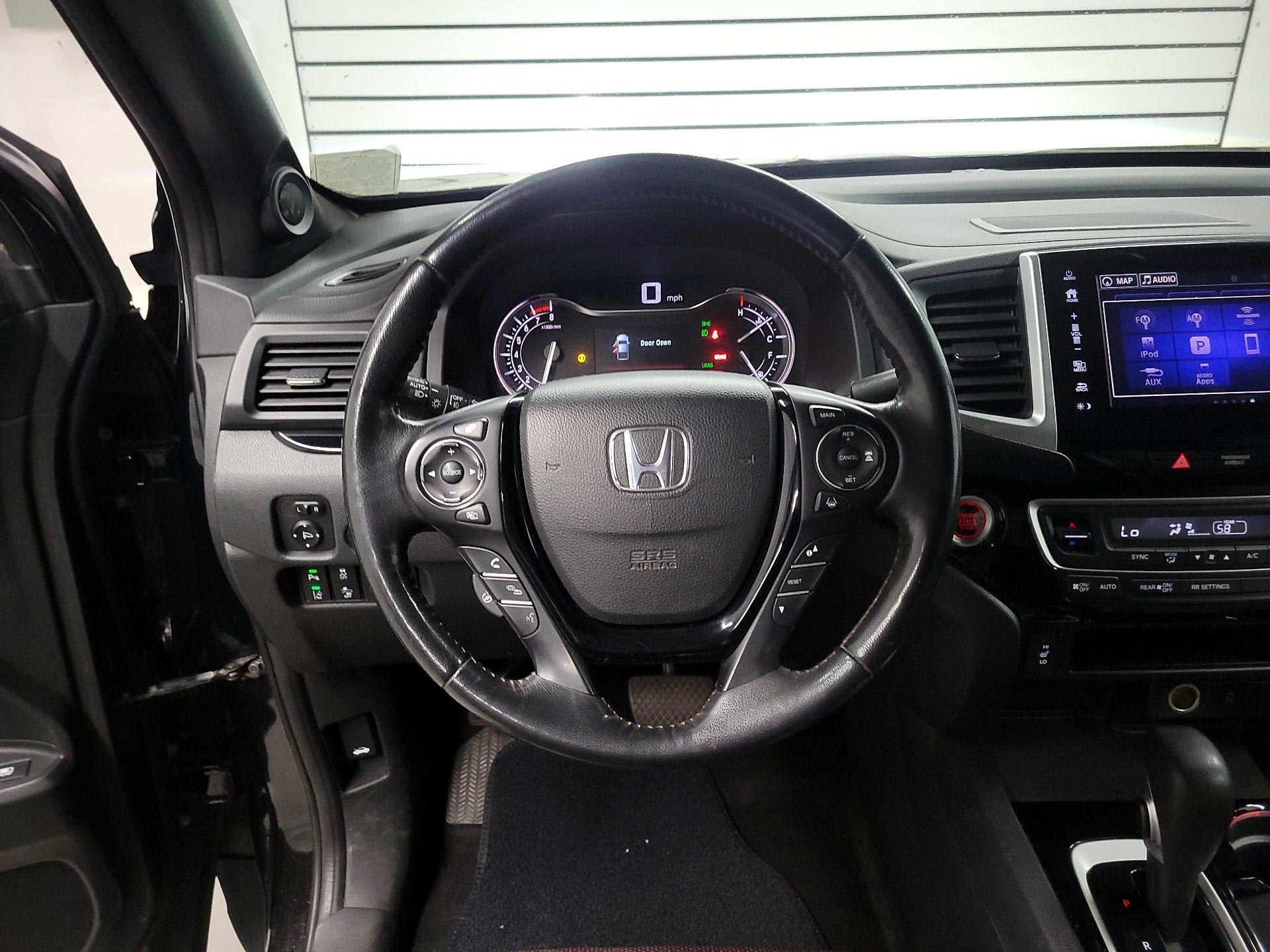 Thumbnail: 2017 Honda Ridgeline - 10