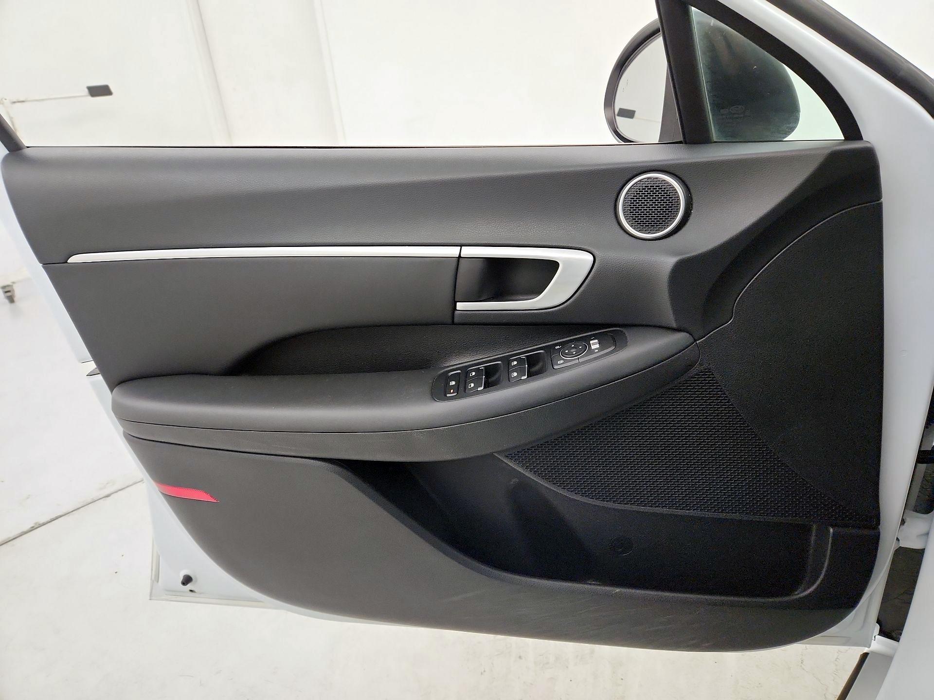 Thumbnail: 2020 Hyundai Sonata - 12