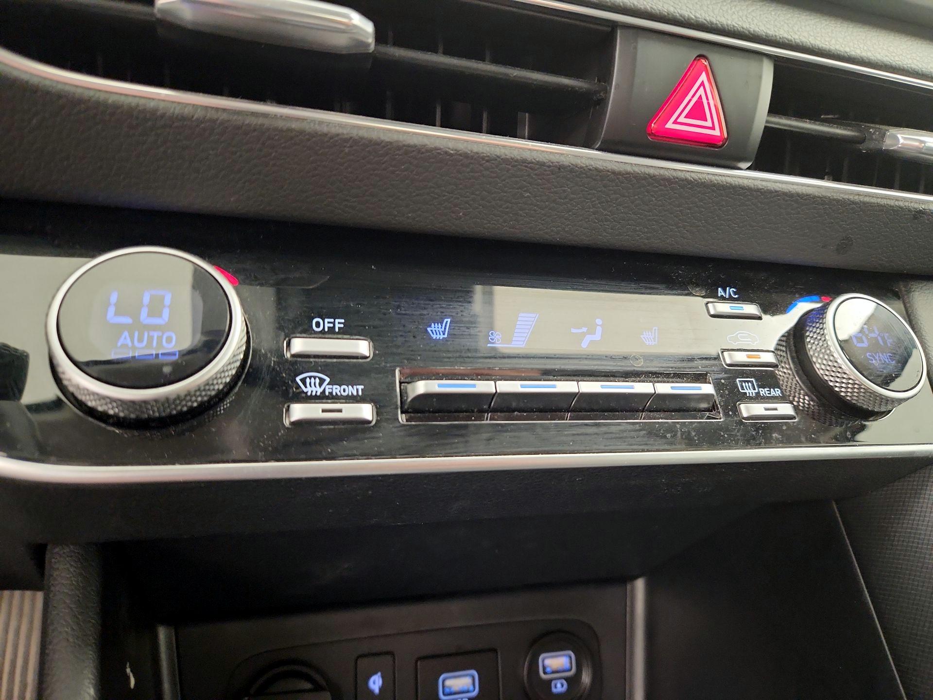 Thumbnail: 2020 Hyundai Sonata - 16
