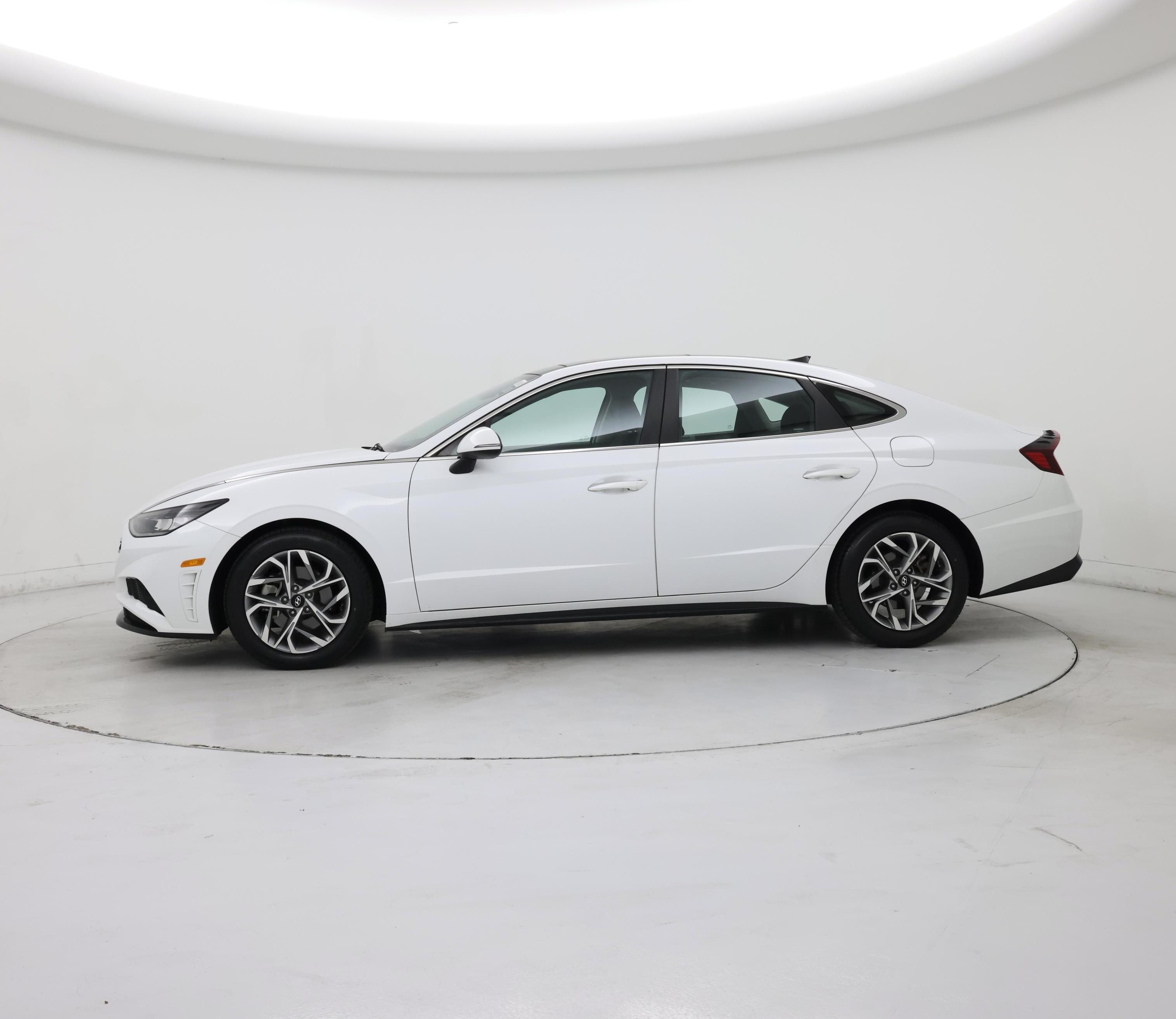 Thumbnail: 2020 Hyundai Sonata - 3