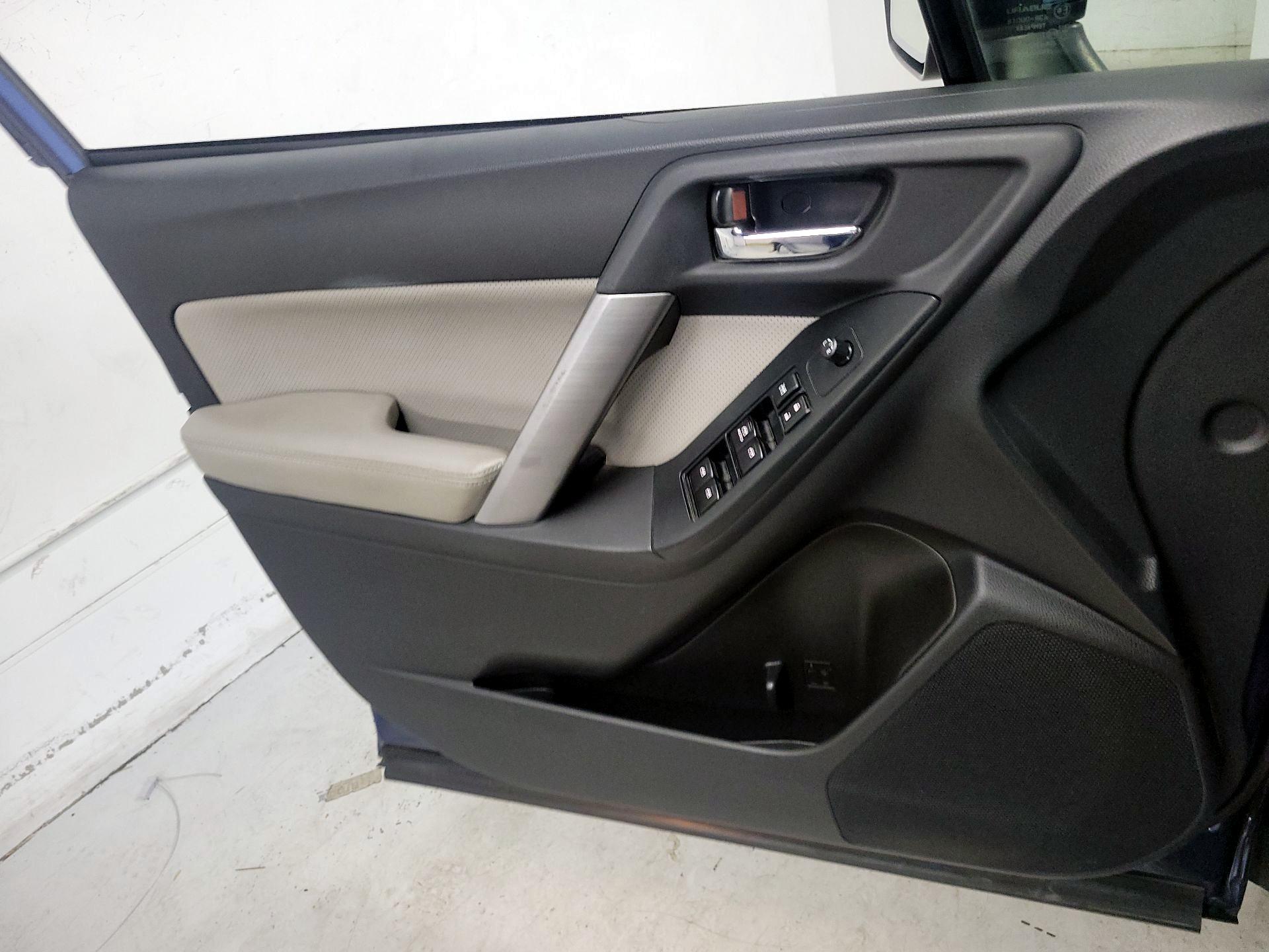 Thumbnail: 2014 Subaru Forester - 12