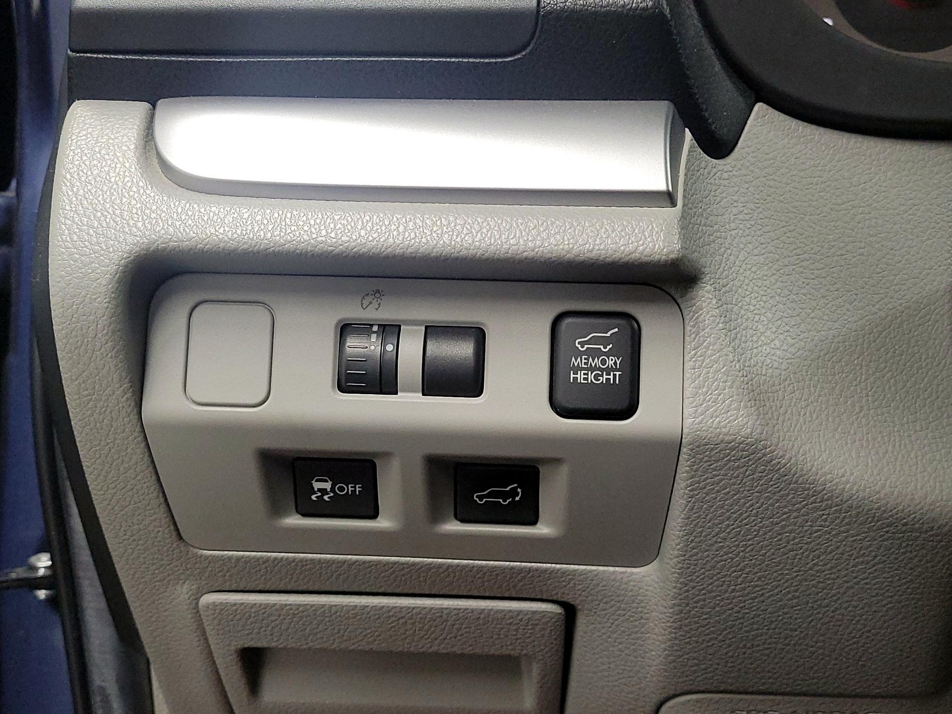 Thumbnail: 2014 Subaru Forester - 13