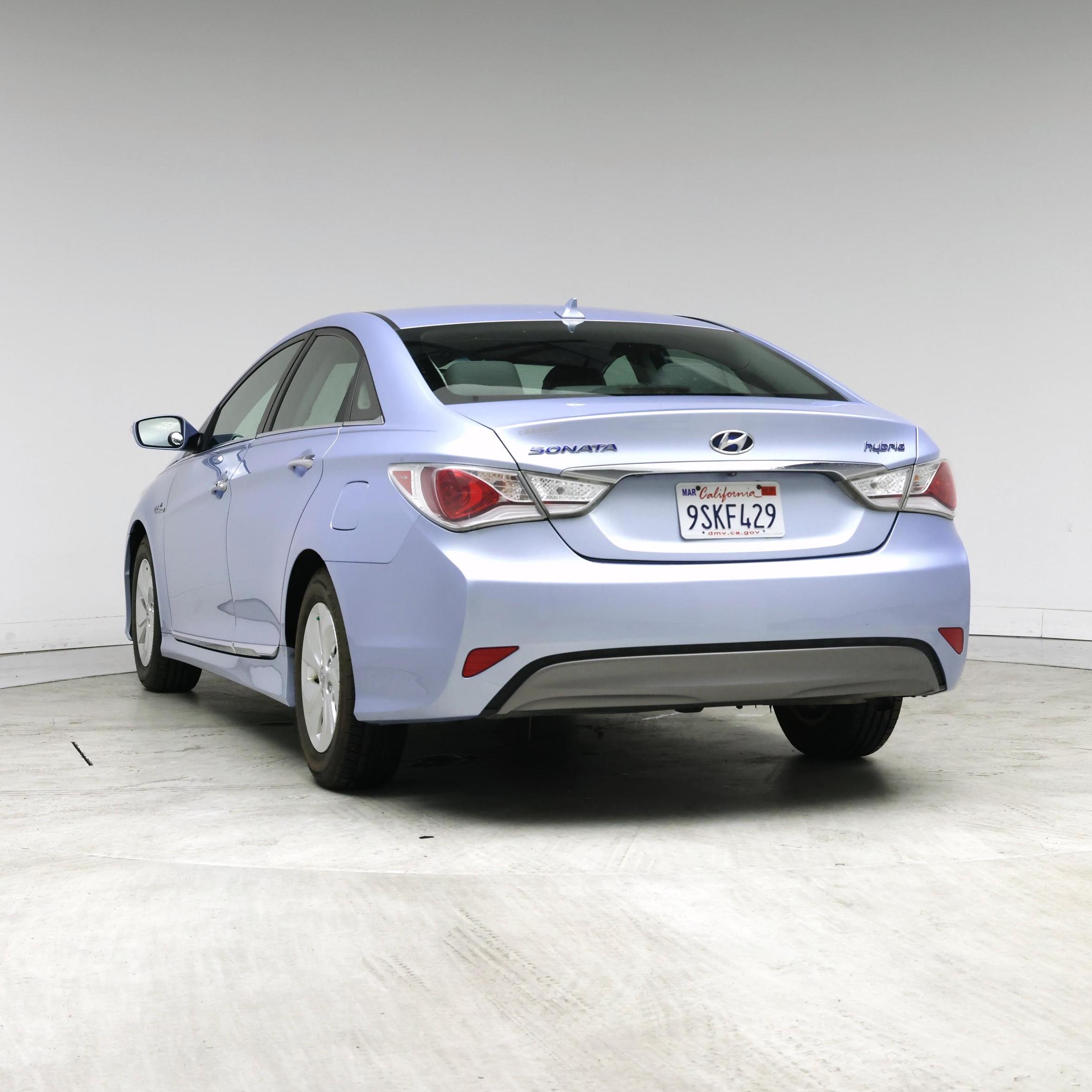 Thumbnail: 2015 Hyundai Sonata - 2