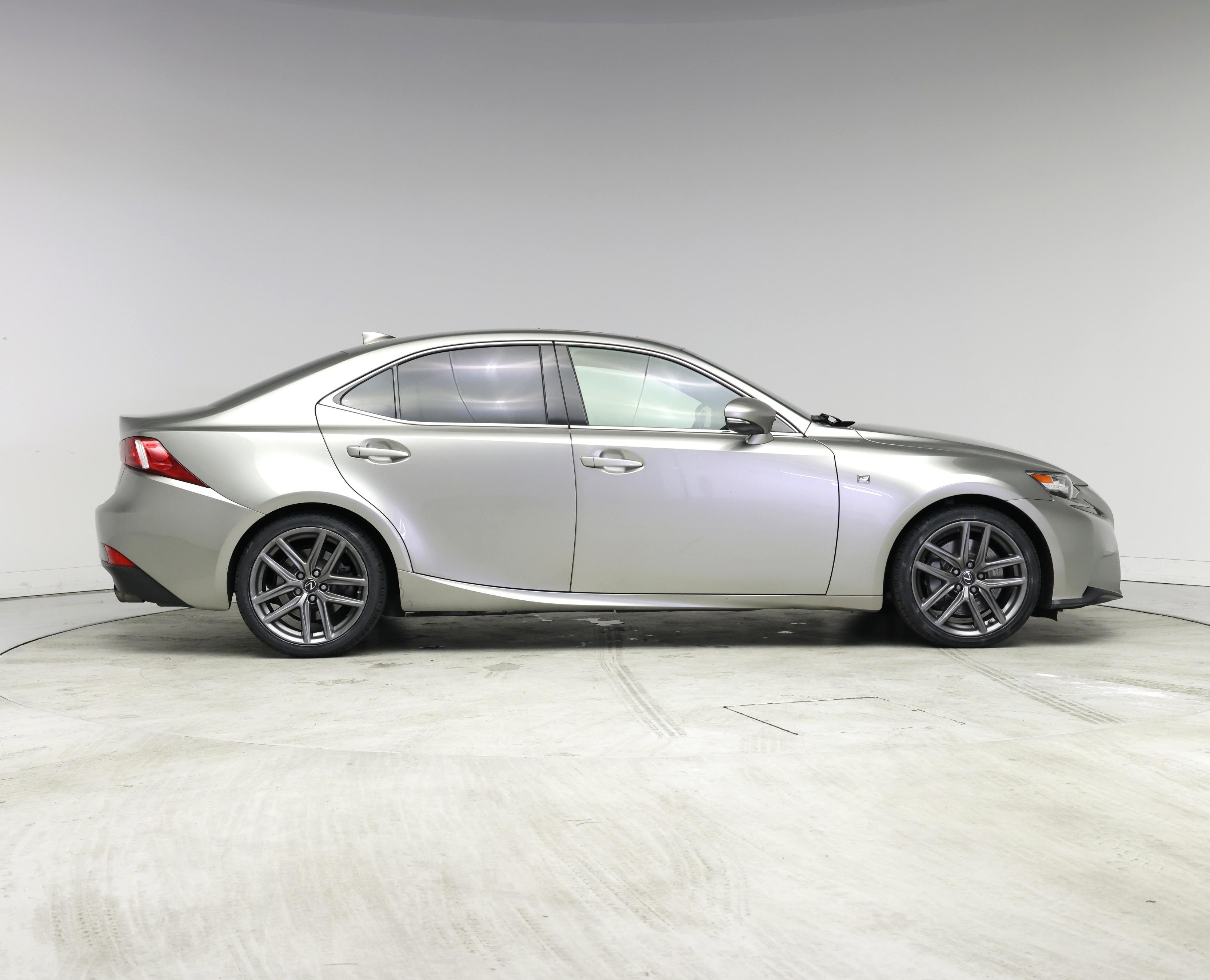 Thumbnail: 2016 Lexus IS - 7