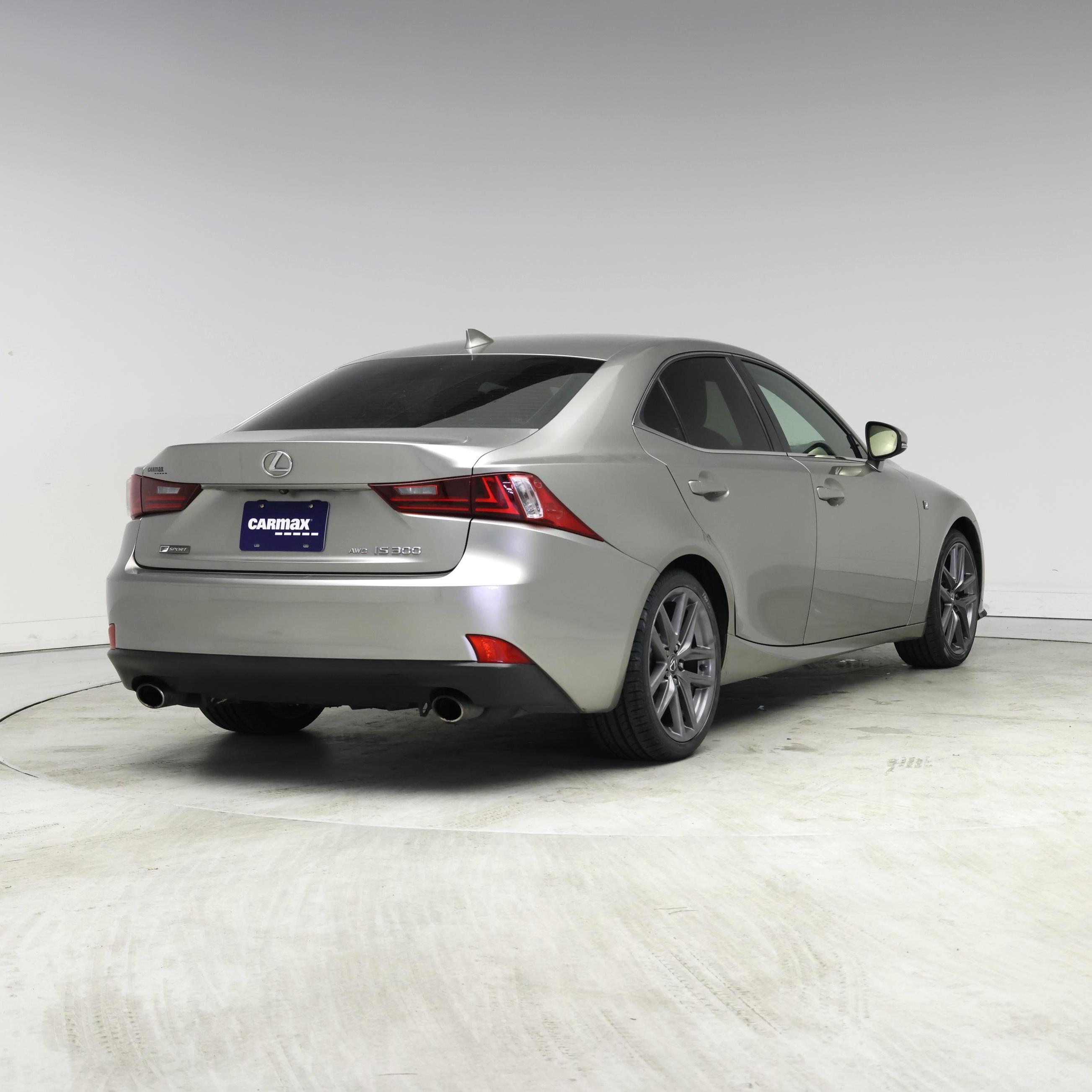 Thumbnail: 2016 Lexus IS - 8