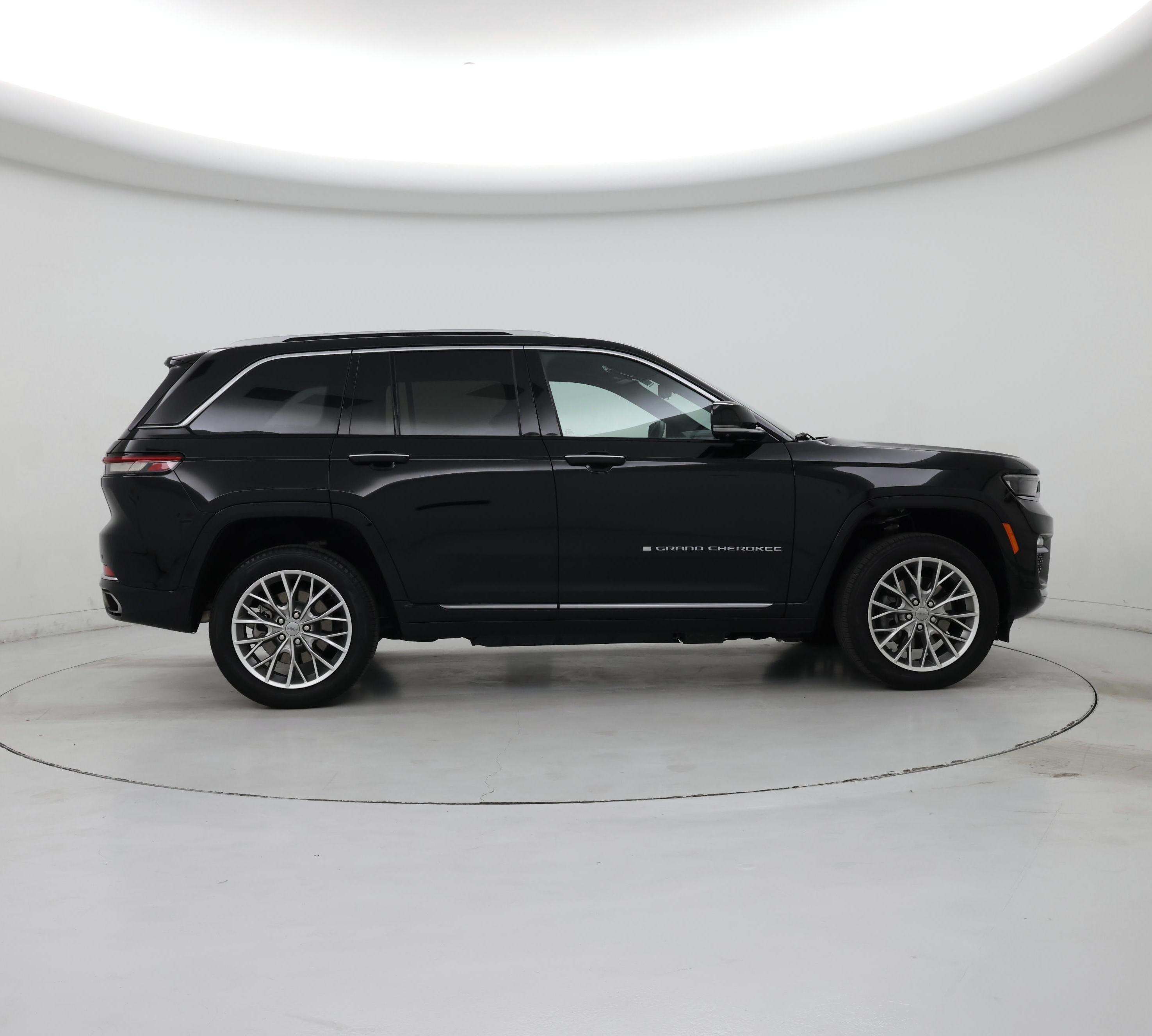 Thumbnail: 2023 Jeep Grand Cherokee - 7